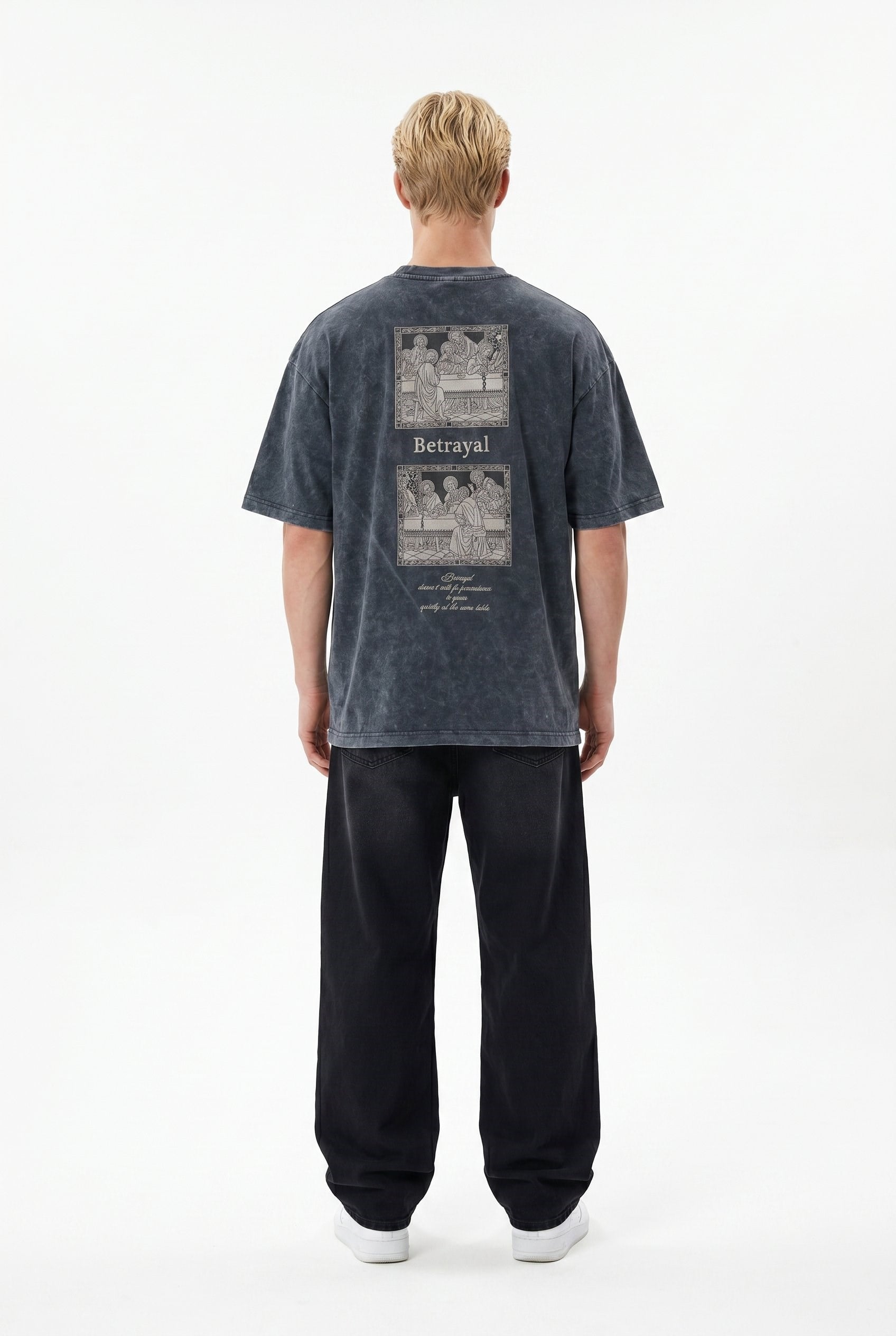 Betrayal Yıkamalı Oversize Tshirt