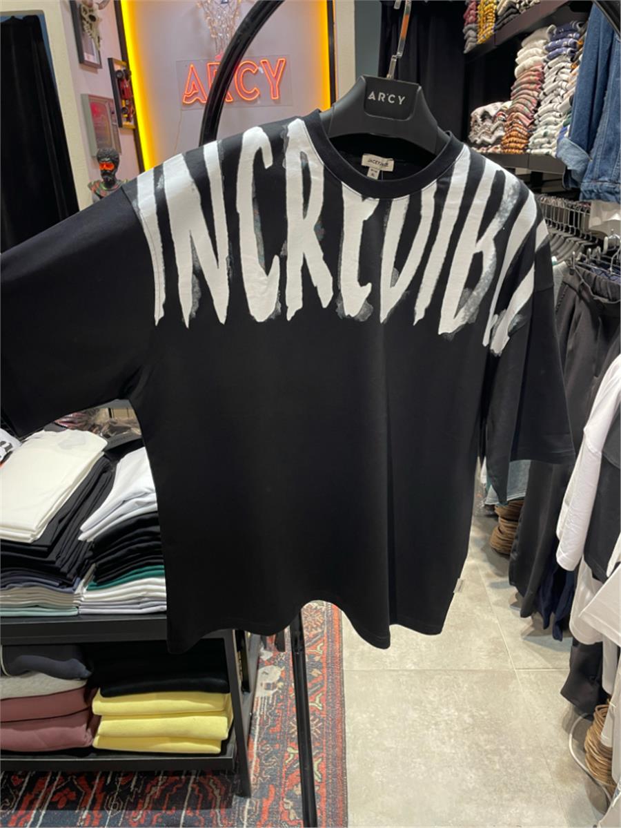 Incredible Oversize T-shirt