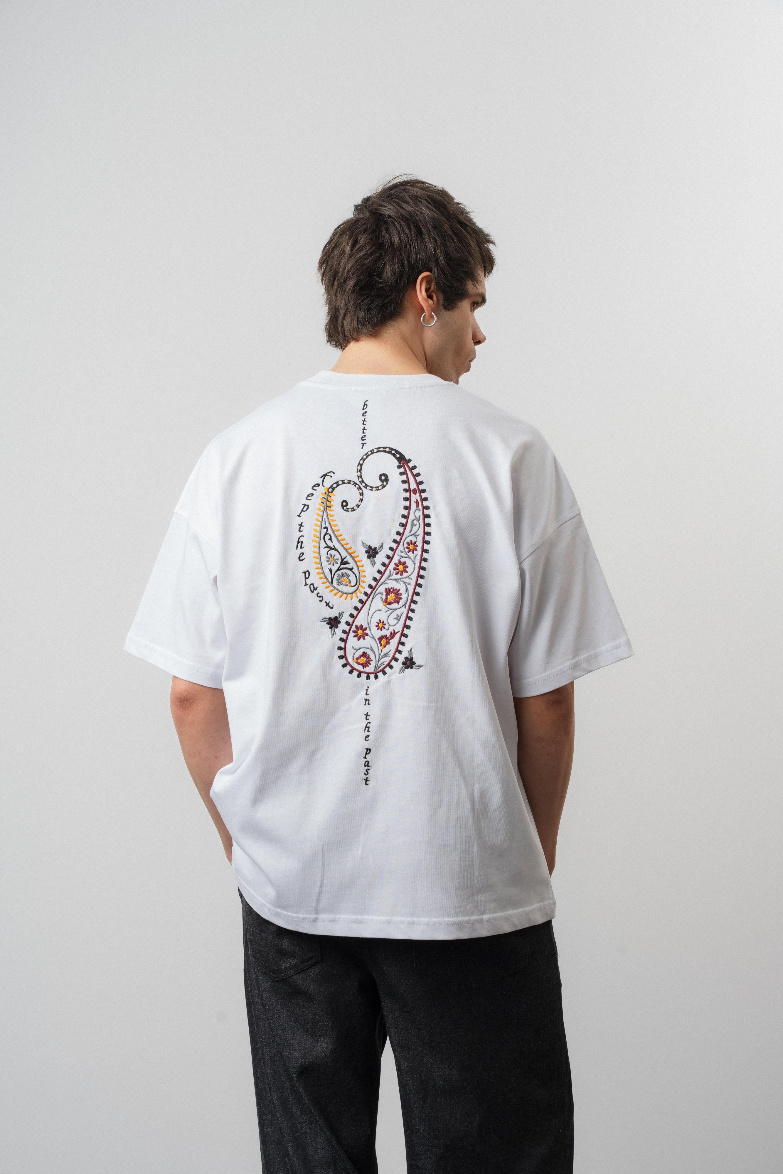 Nakış Detaylı The Past Oversize Tshirt