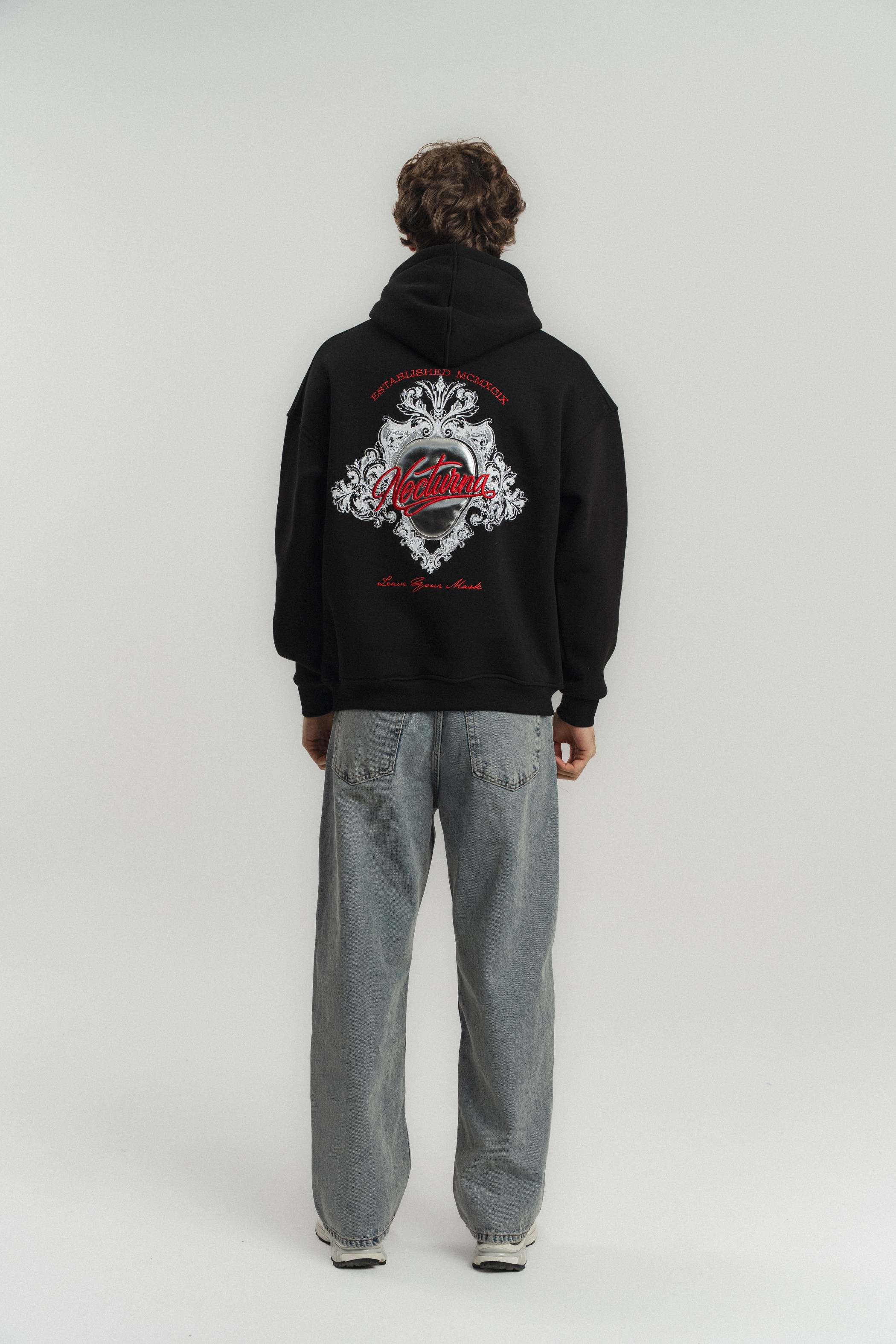 Nocturna Oversize Hoodie Modeli
