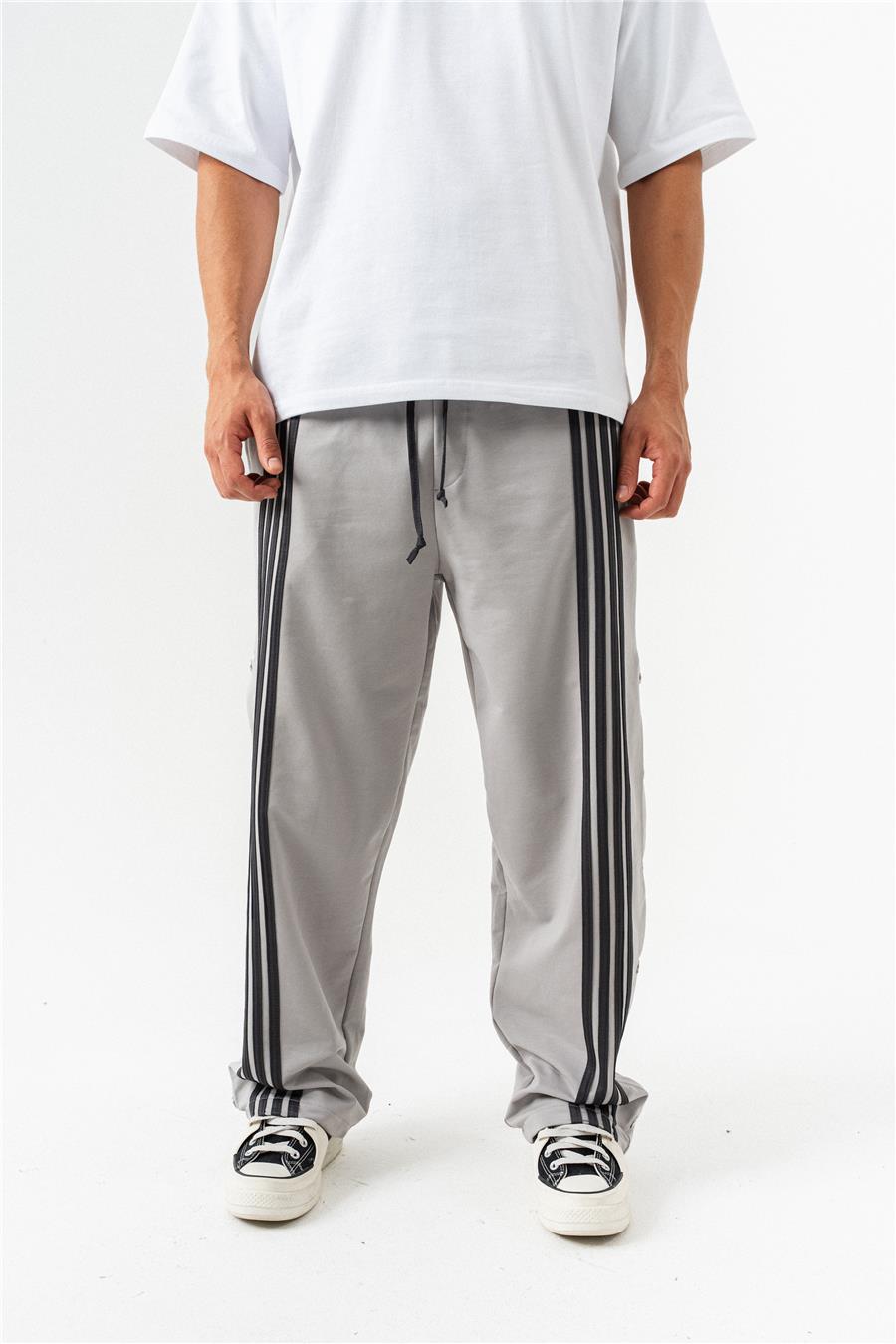 Dört Çizgili Çıtçıtlı Baggy Eşofman