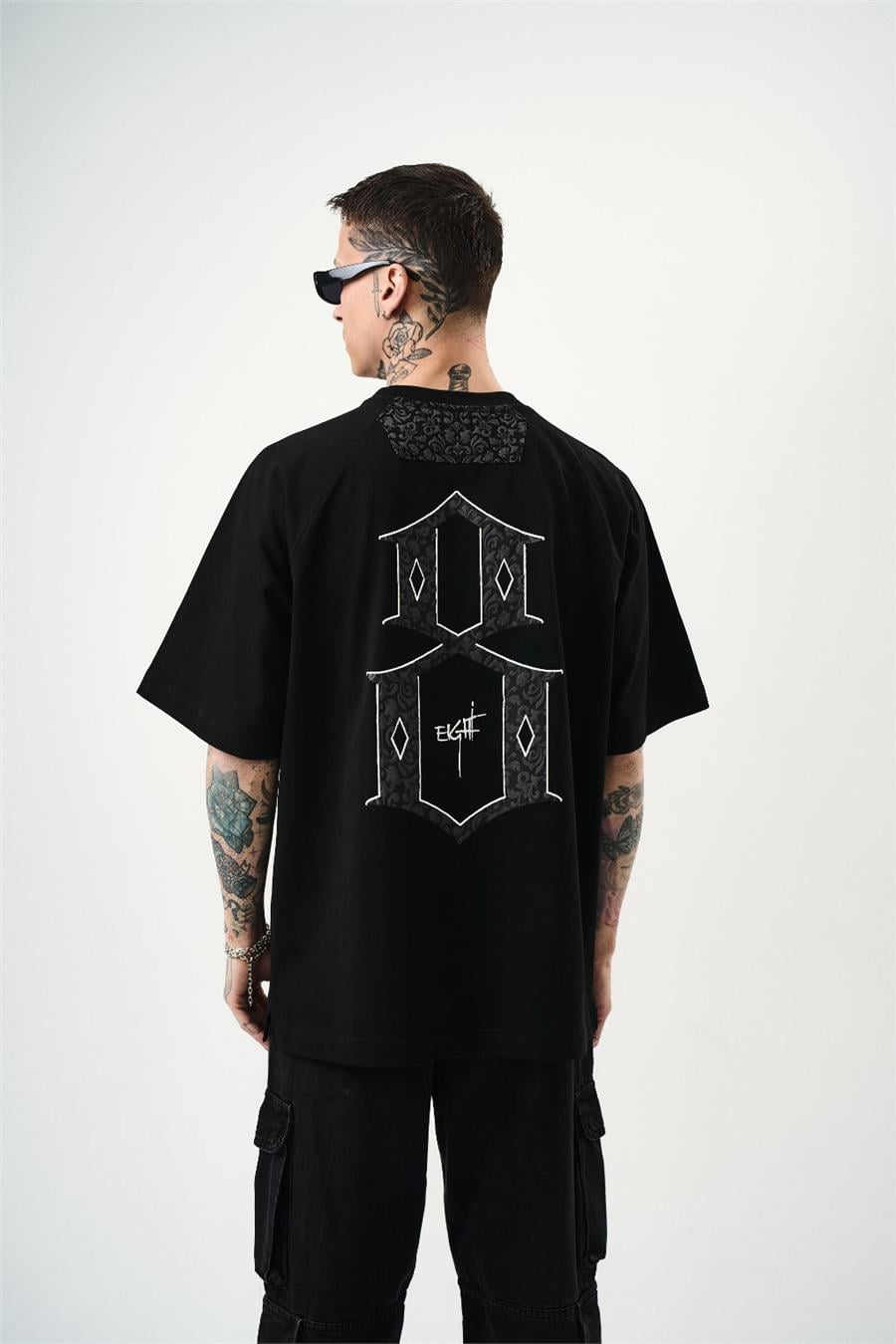 Eight Kabartma Baskılı Oversize T-shirt