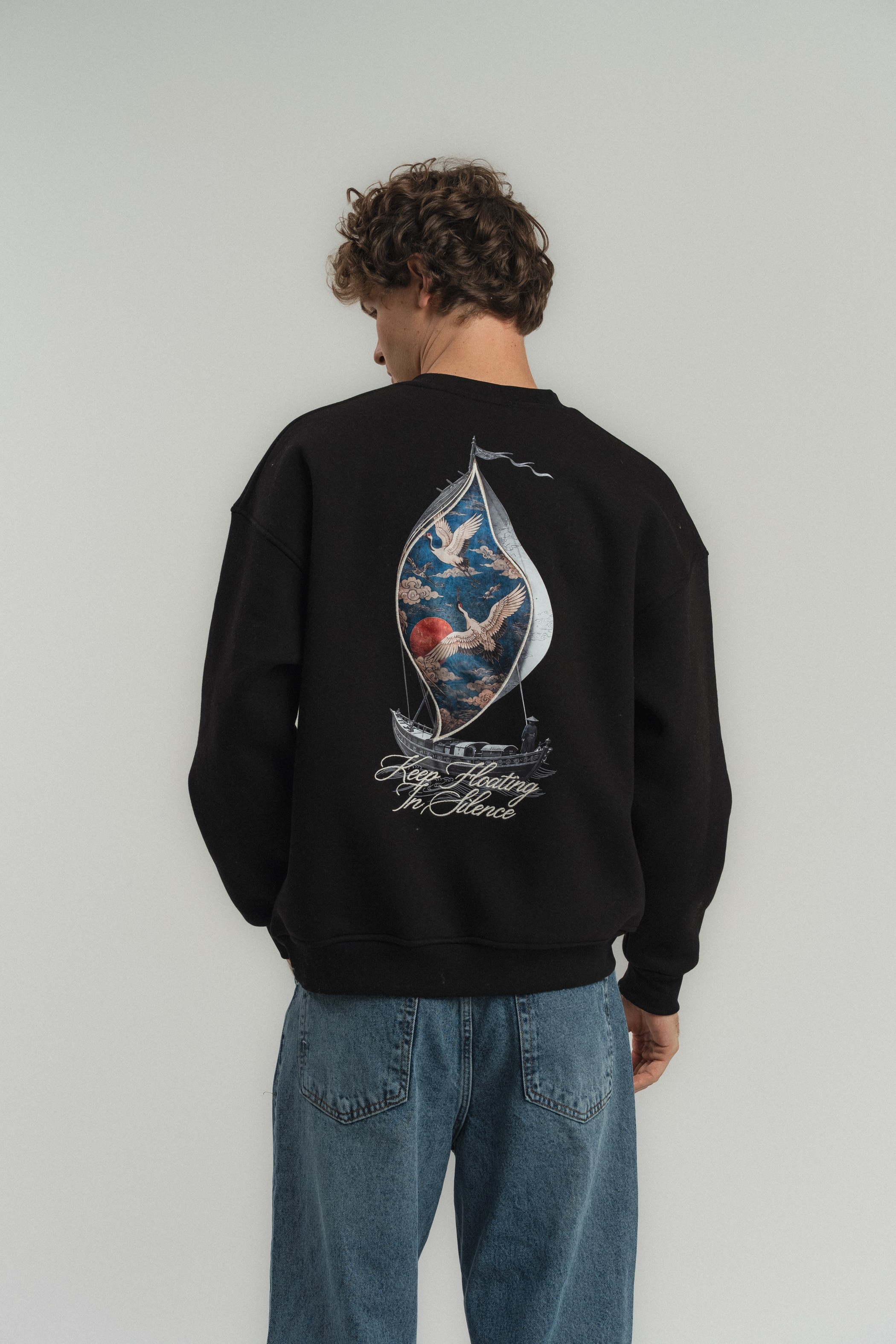 Keep Floating Box Kesim Sweatshirt