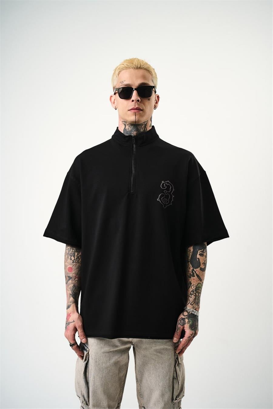 Three Nakış Detaylı Yarım Zip Oversize T-shirt