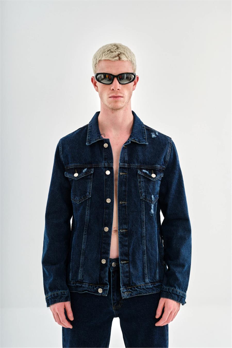 Yırtık Detaylı Denim Ceket