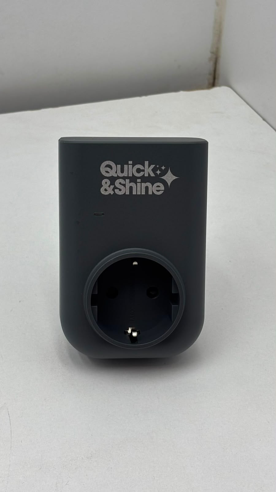 Quick&Shine Aşırı Gerilim Korumalı Priz | TV ve Ev Elektroniği İçin Akım Korumalı Priz - Siyah