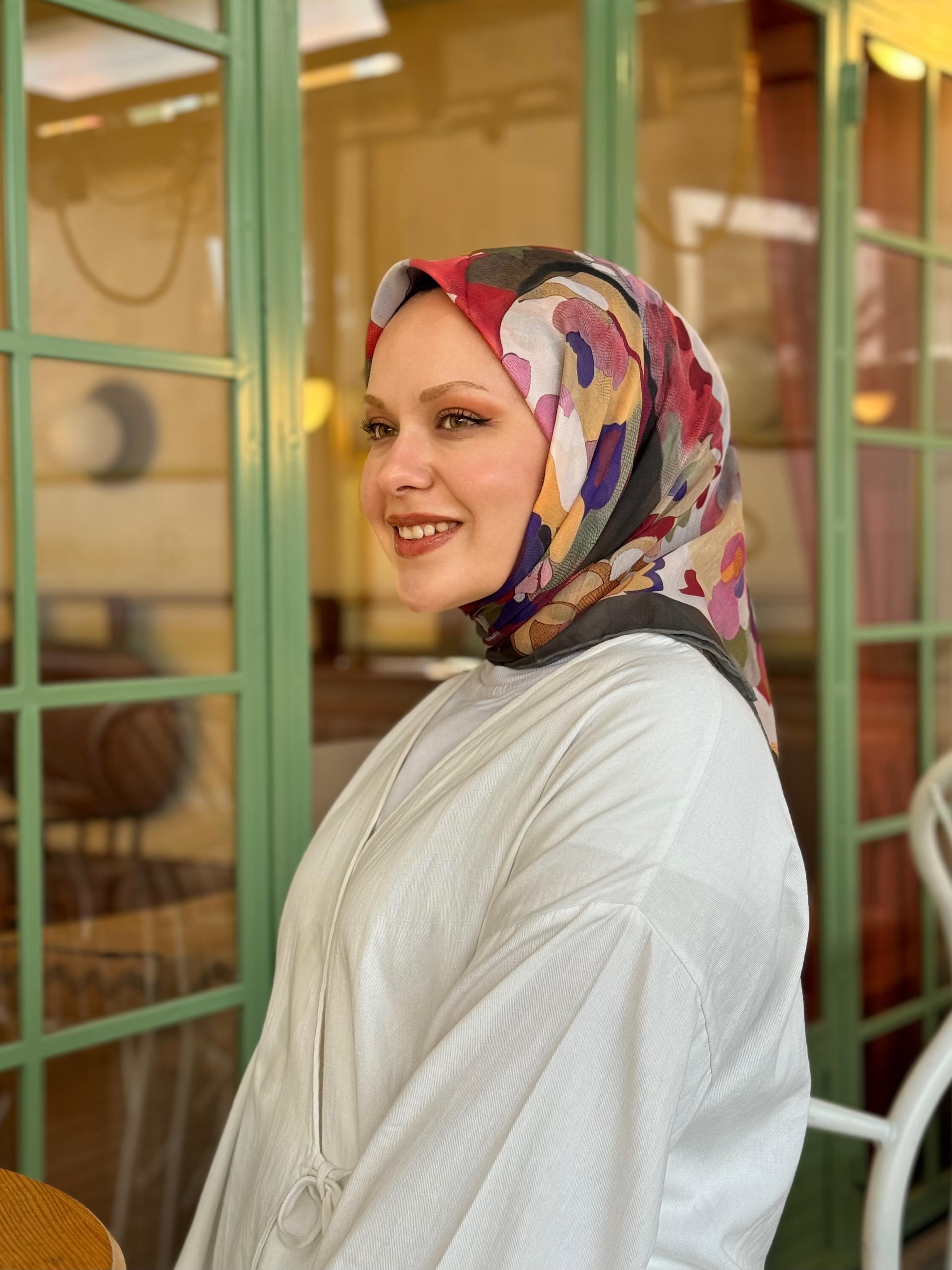 Locella Nilüfer Eşarp