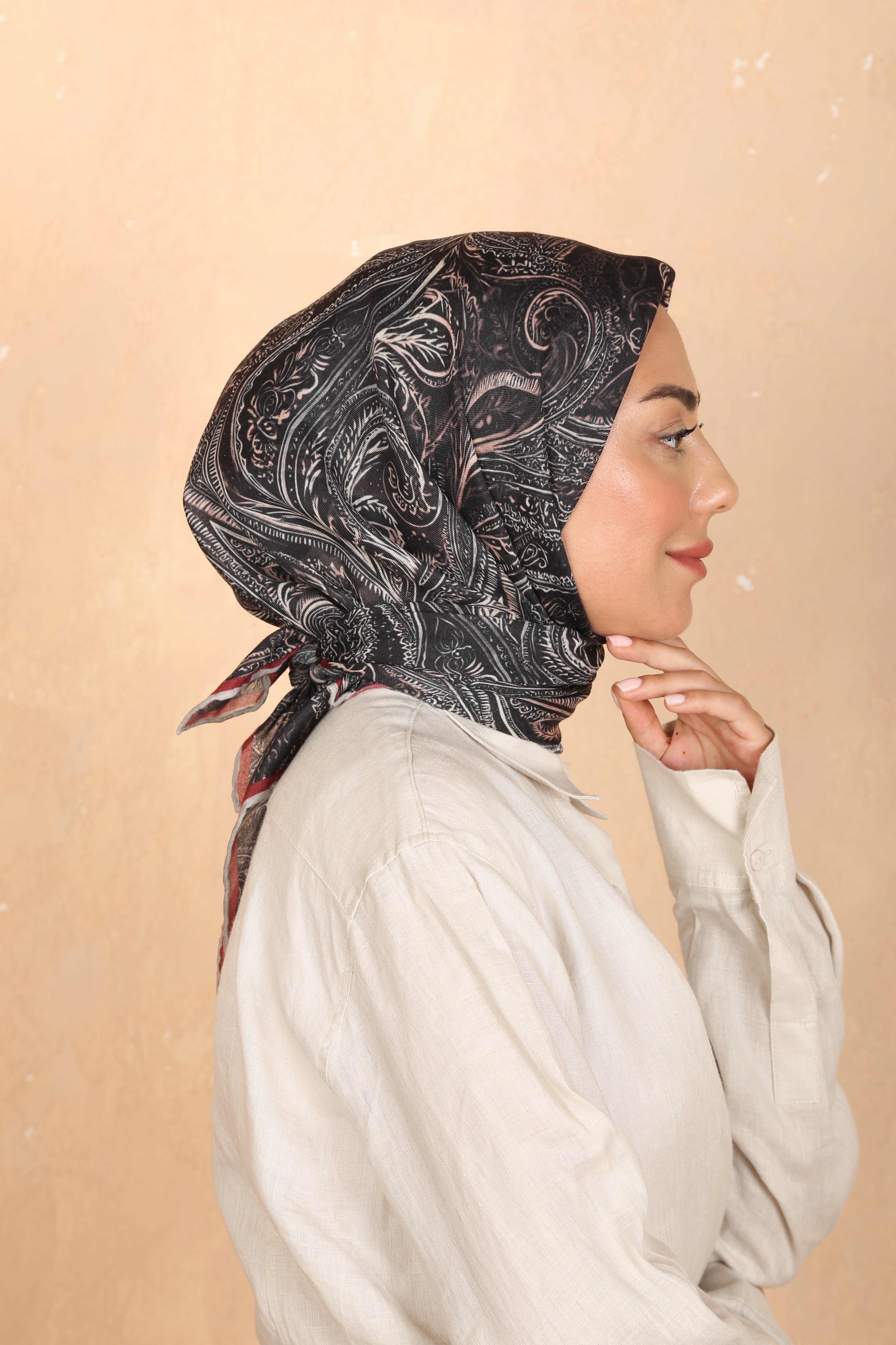 Locella Soft Pamuk Eşarp Siyah Kırmızı