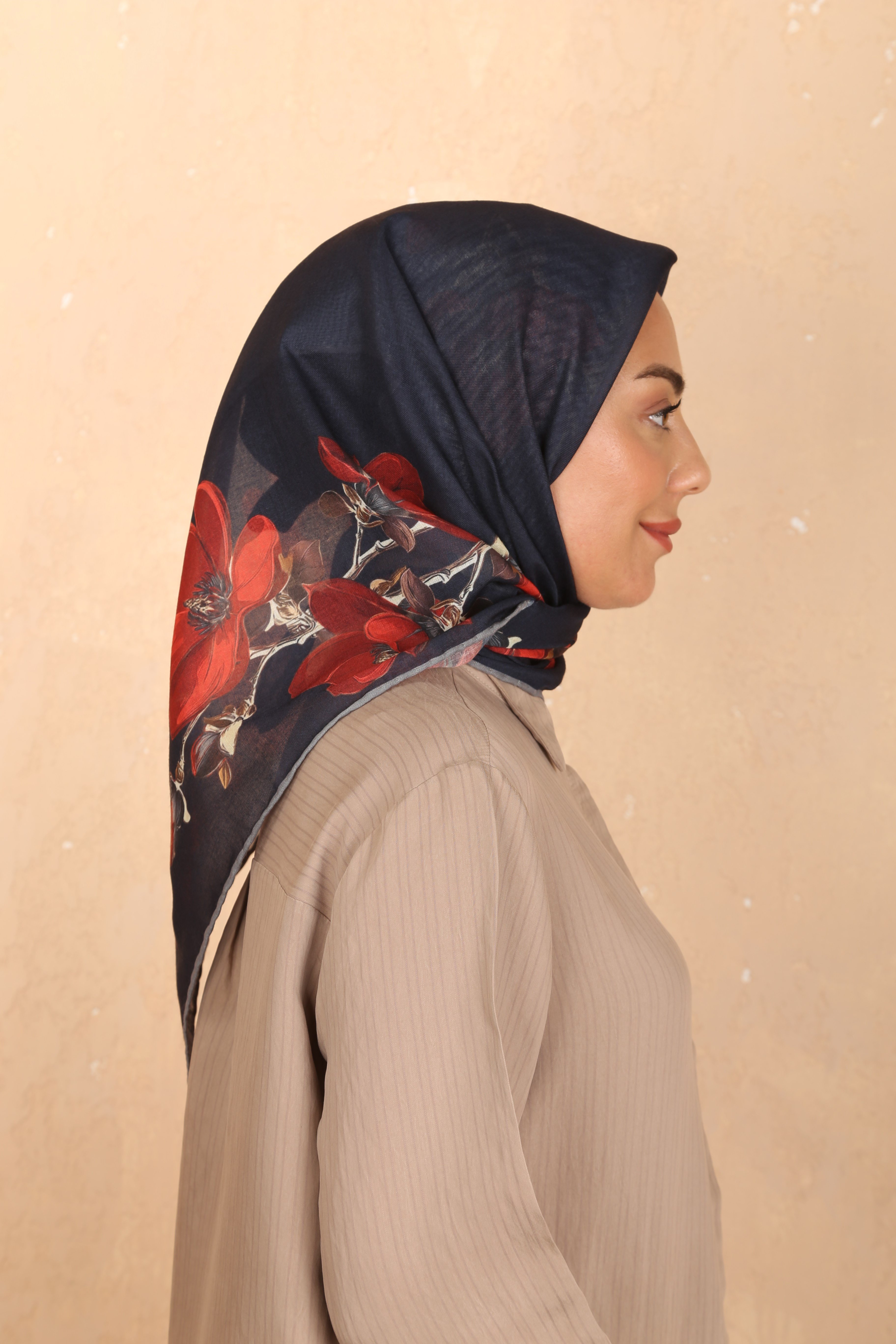Locella Soft Pamuk Eşarp-Lacivert Kırmızı