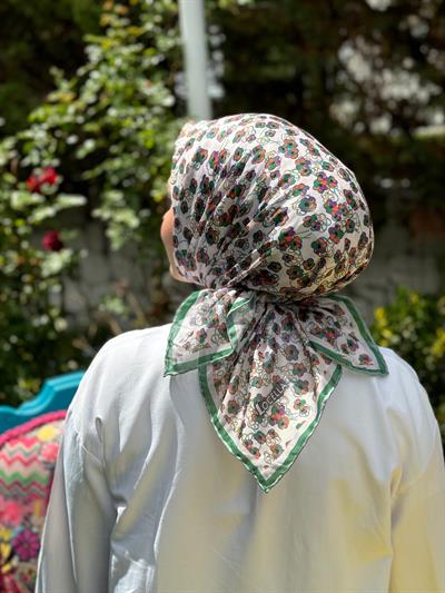 Locella Nilüfer Eşarp