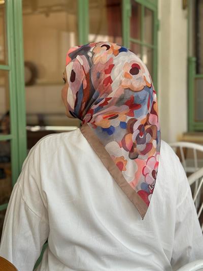 Locella Nilüfer Eşarp