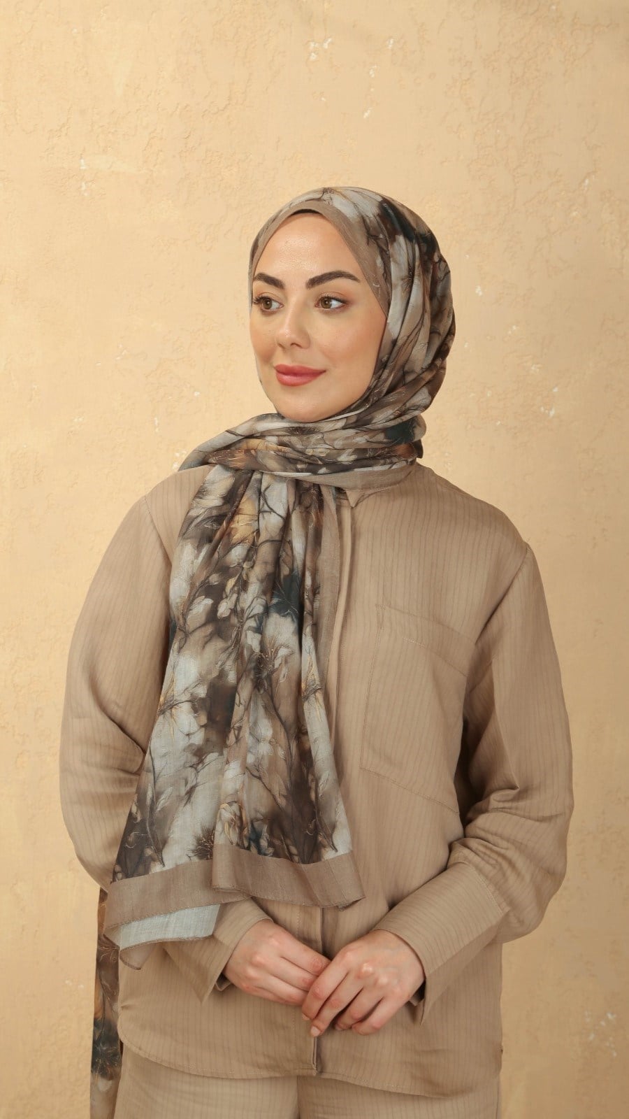 Desenli Kraş Şal Siyah Camel