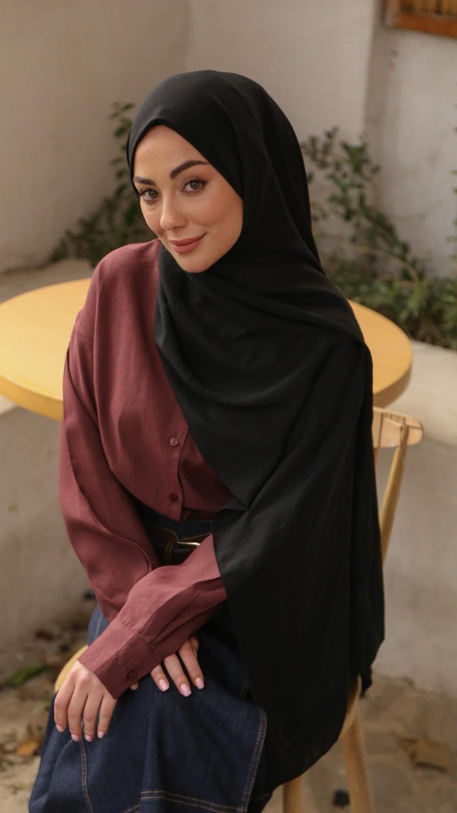 Locella Caz Ayrobin Şal Siyah