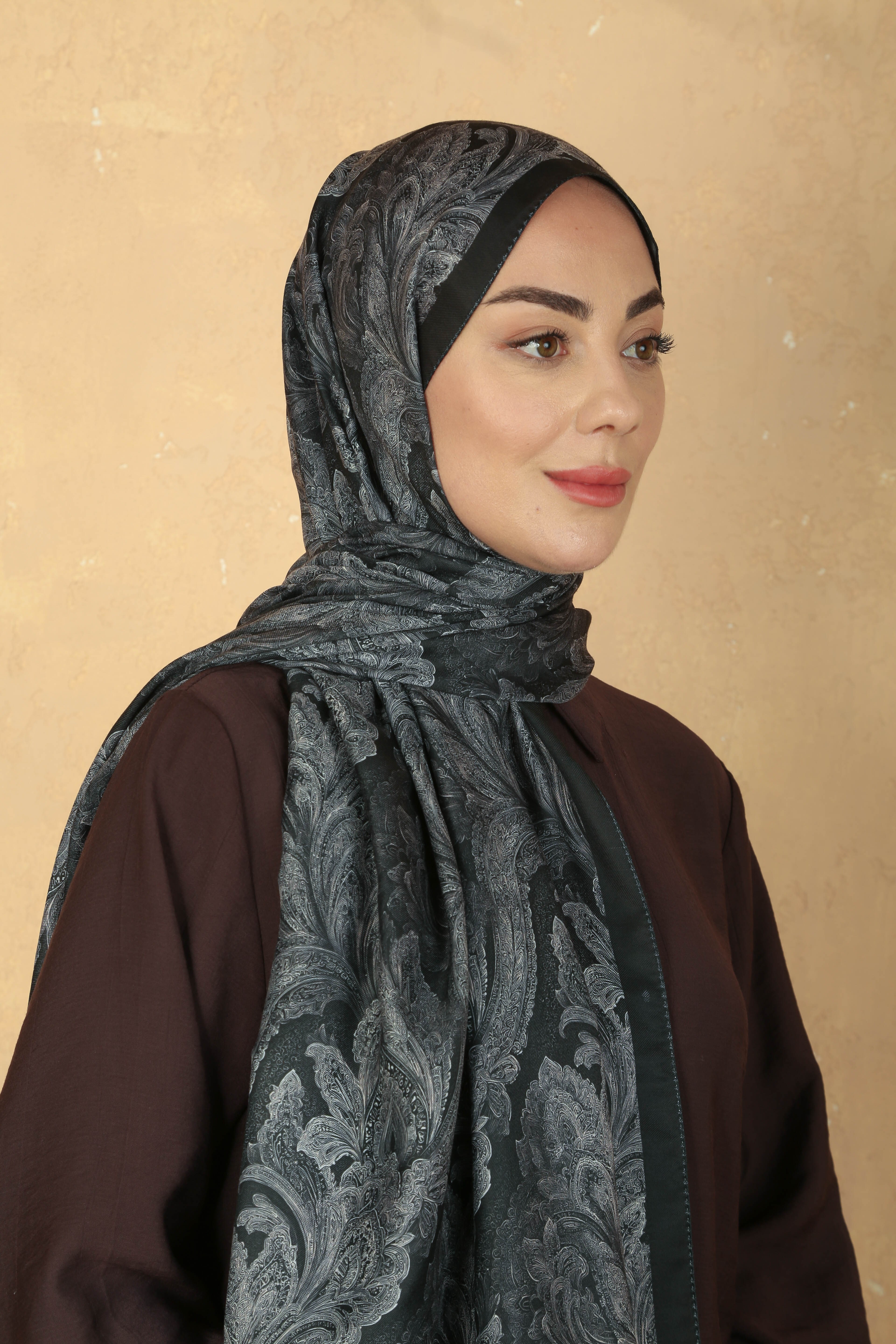 Locella Koza Pamuk Şal Siyah Gri