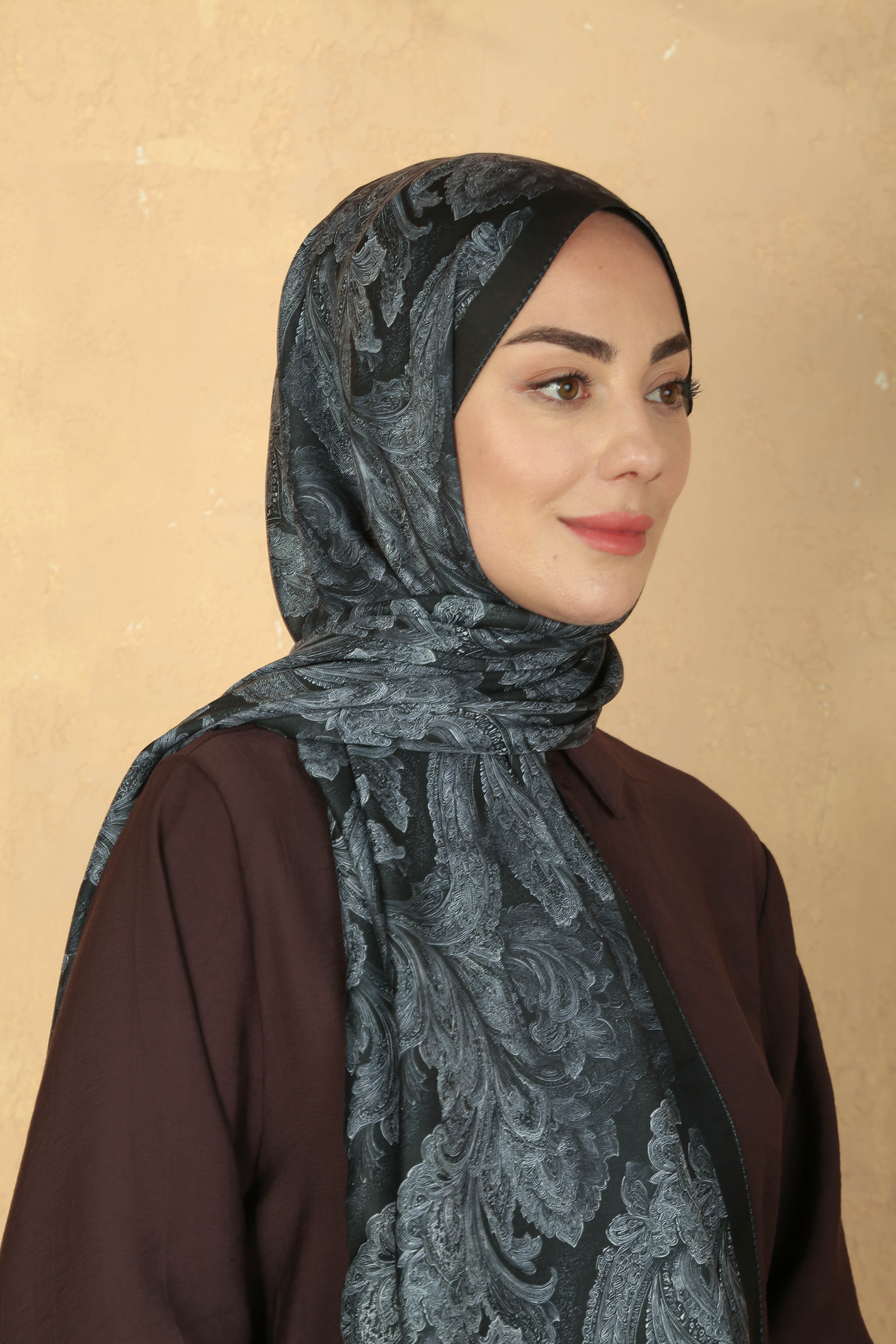 Locella Koza Pamuk Şal Siyah Bej