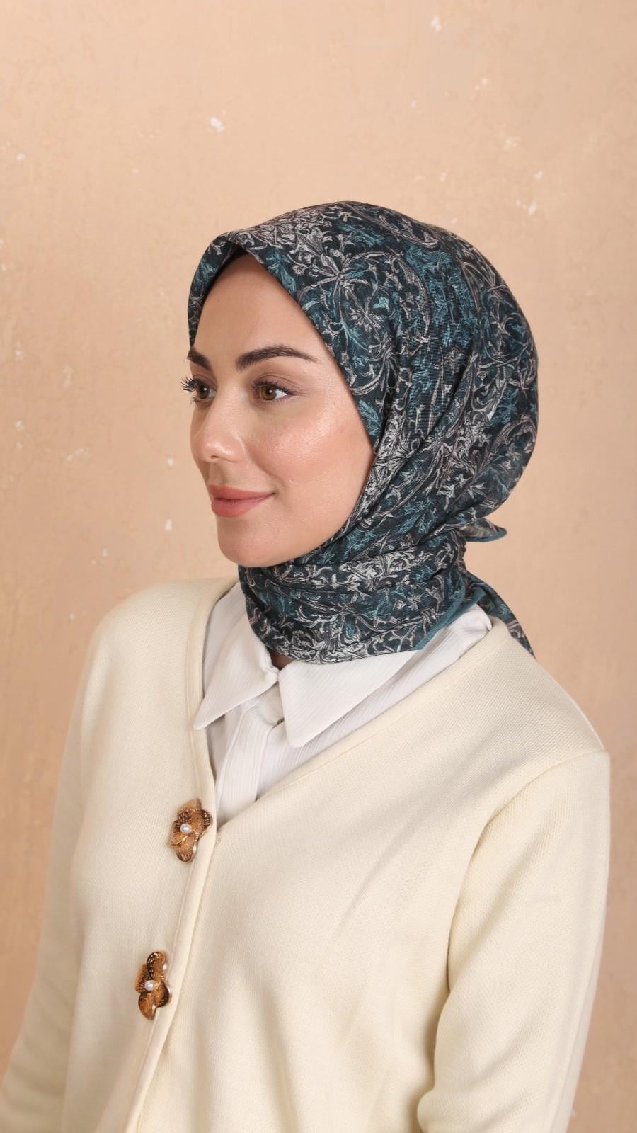 Locella Soft Pamuk Eşarp Zümrüt