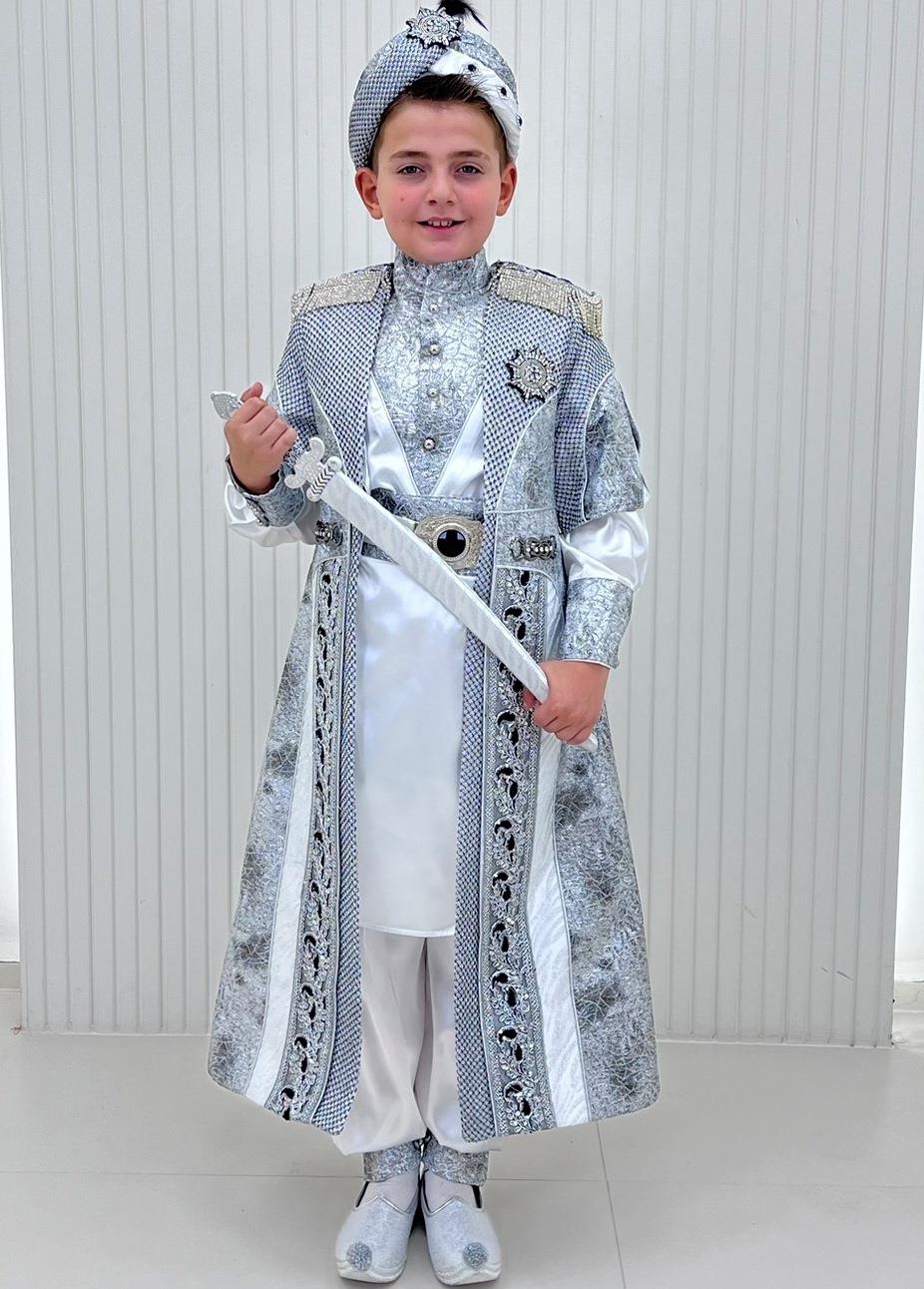 Gümüş Nakışlı Apoletleri Taşlı Kaftan Sünnet Kıyafeti