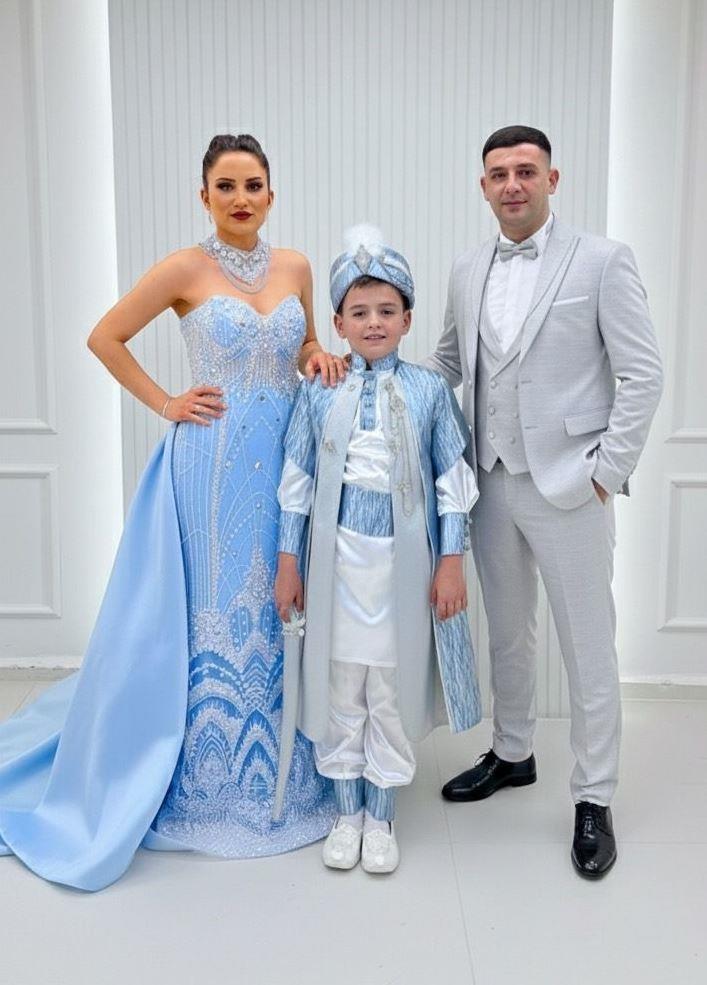 Pelerinli Bebe Mavi Gümüş Nakışlı Tasmalı Abiyeli Mavi Kaftanlı Gri Damatlıklı Kombin Set 151