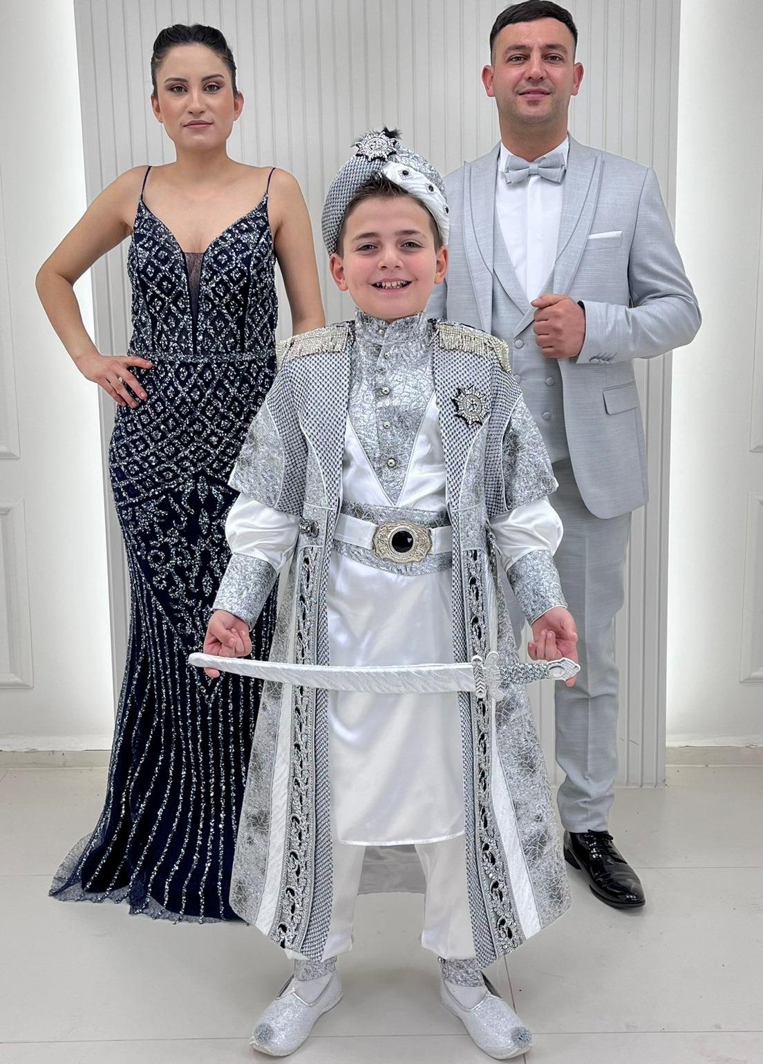 İnce Askılı Lacivert Komple Taşlı Abiye Elbiseli Apoletli Gümüş Kaftanlı Damatlıklı Kombin Set 123