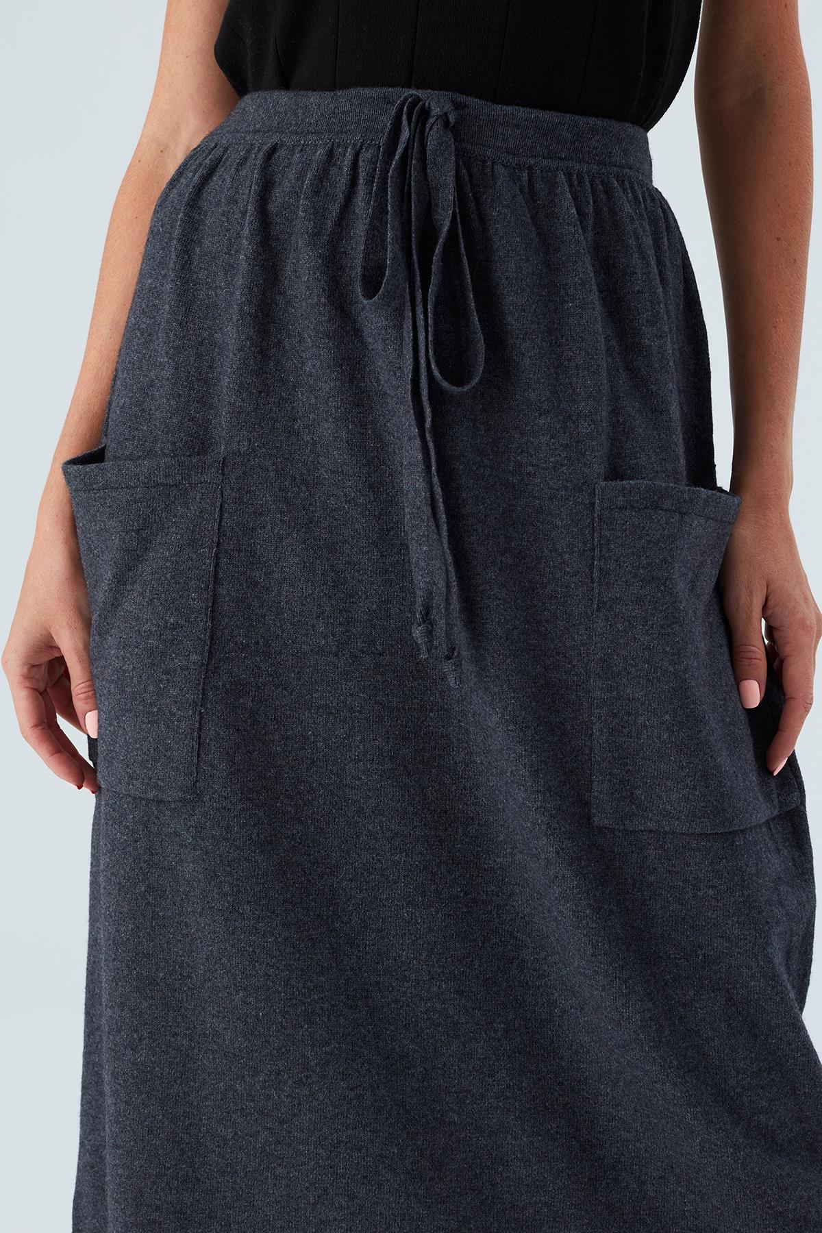 Peraluna Nora Skirt Relaxed Cut, Elastic Waist, Ankle Length Women's Knitwear Sk - Bild 5 von 48