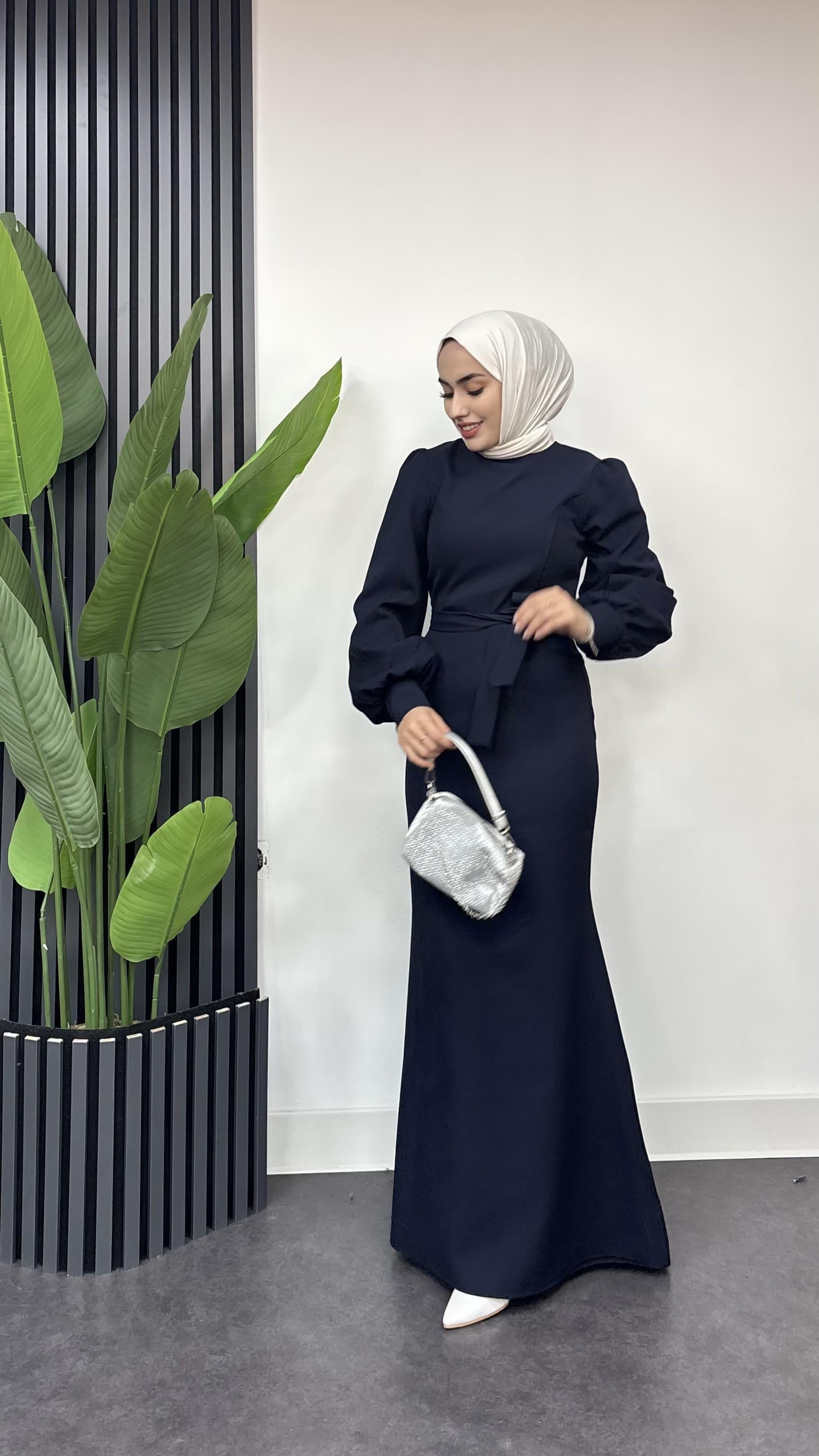 Balık Model Dabıl Krep Tesettür Abiye Koyu Lacivert 