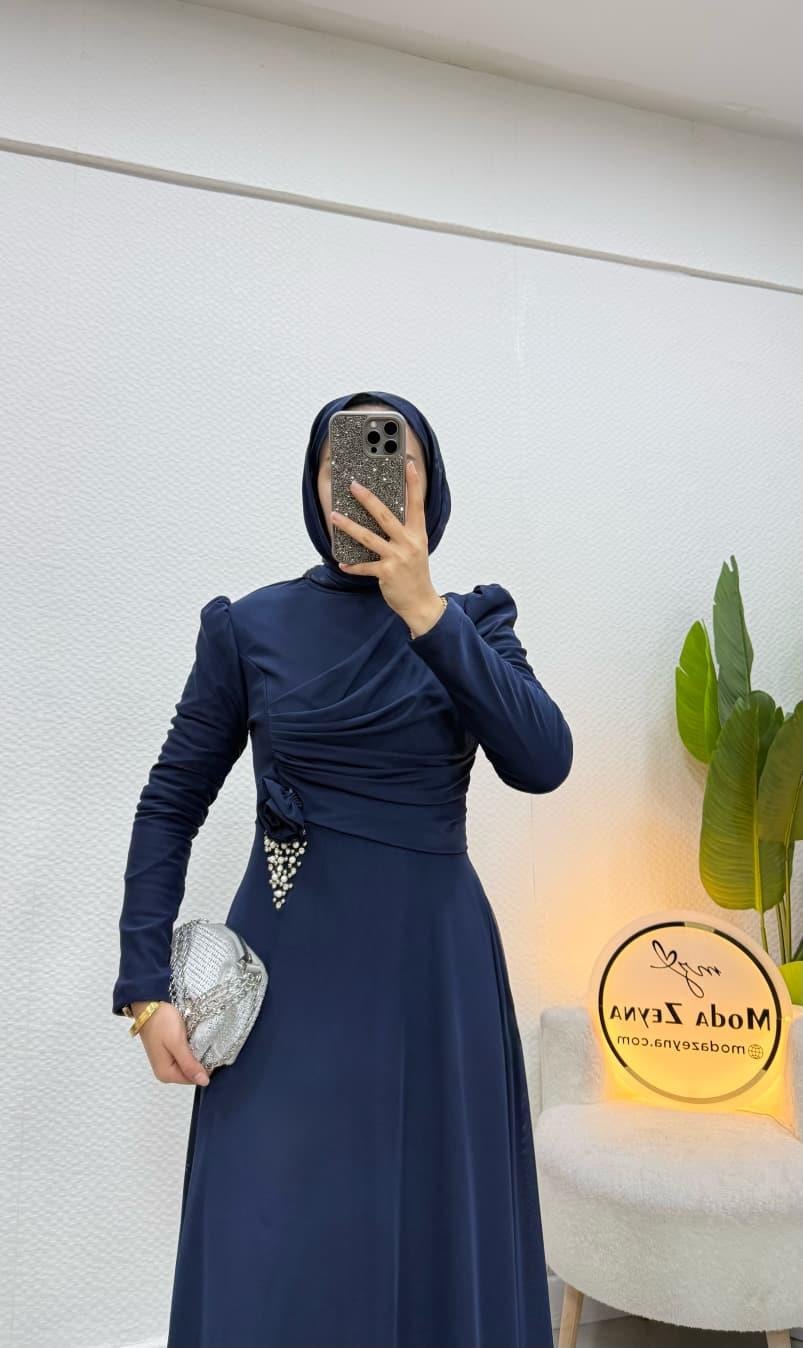 Milena Abiye Lacivert