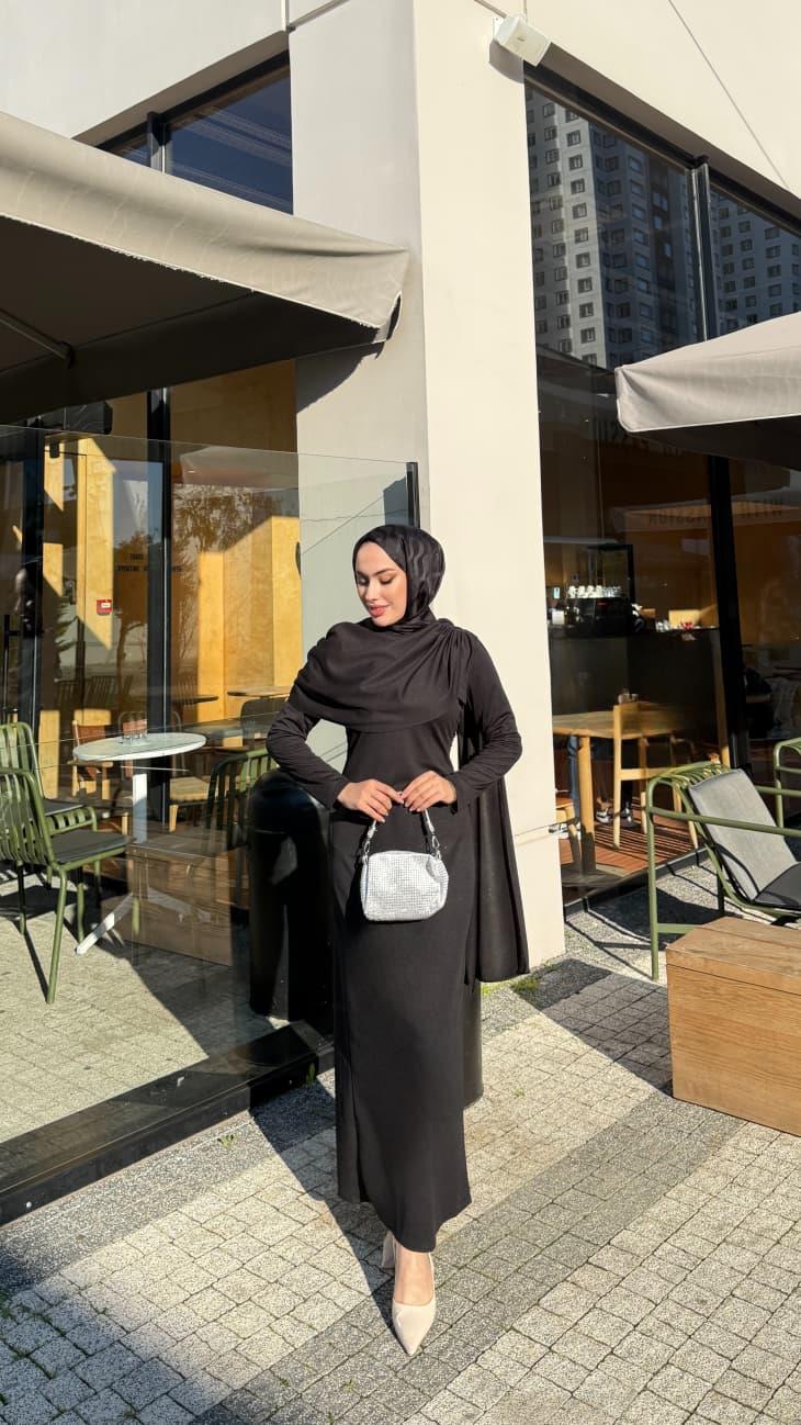 Pelerinli Scuba Elbise Siyah 