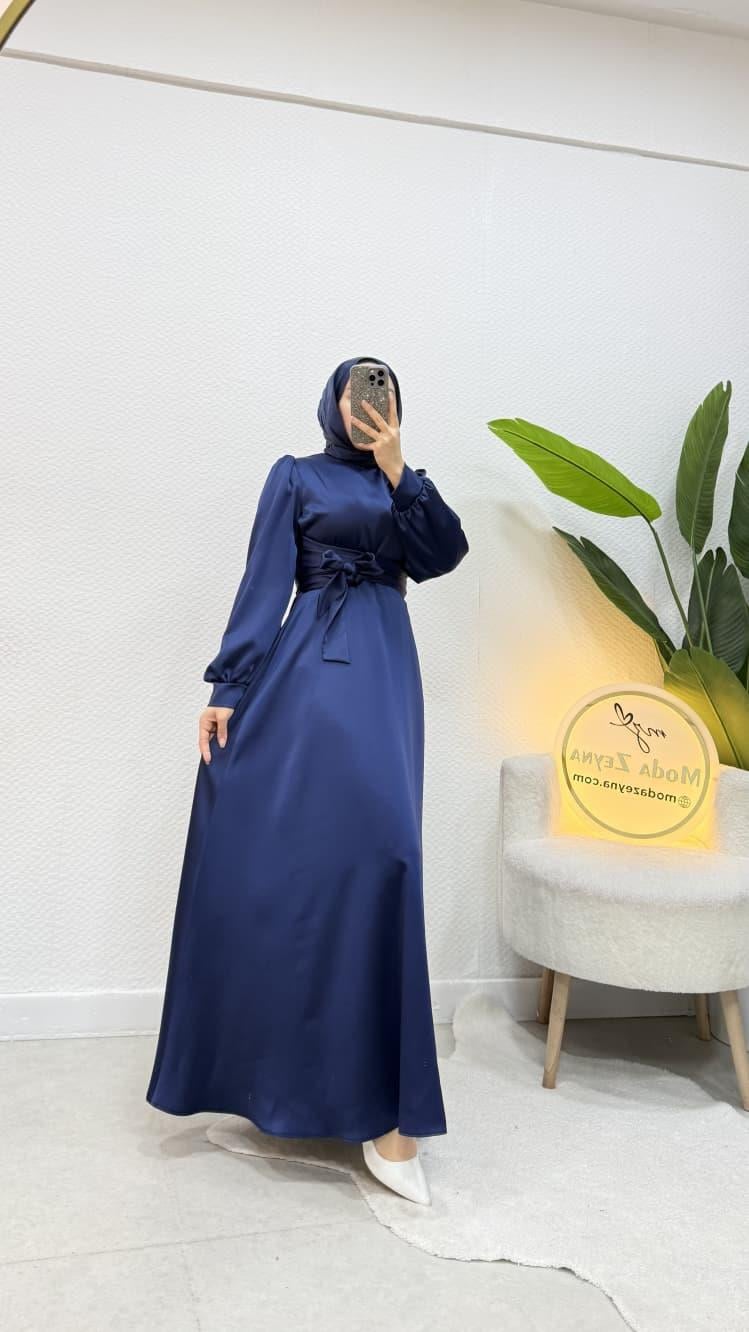 Sahra Abiye Lacivert
