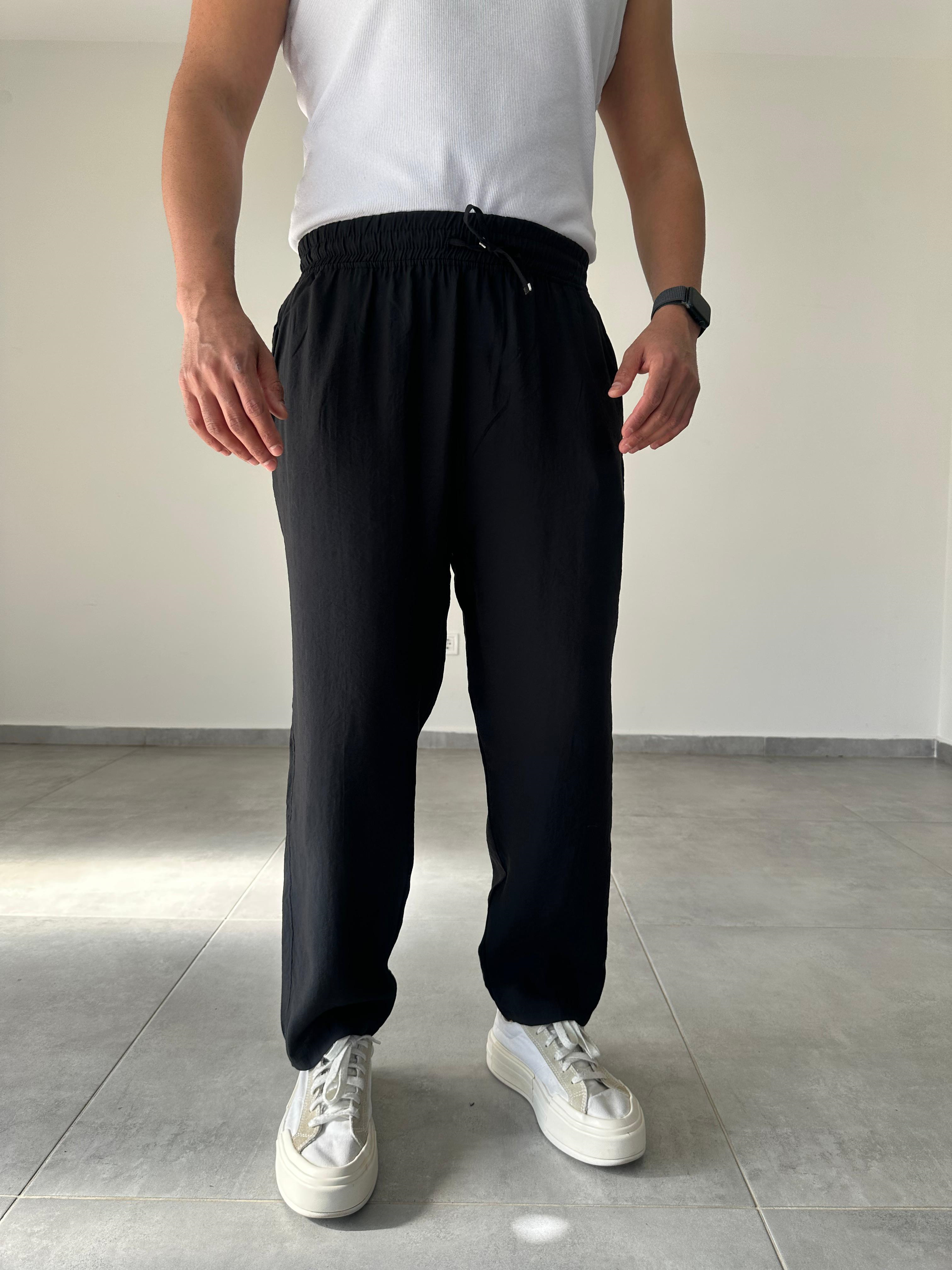 Tensel Kumaş Siyah Renk Boyfriend Rahat Kesim İnce Jogger