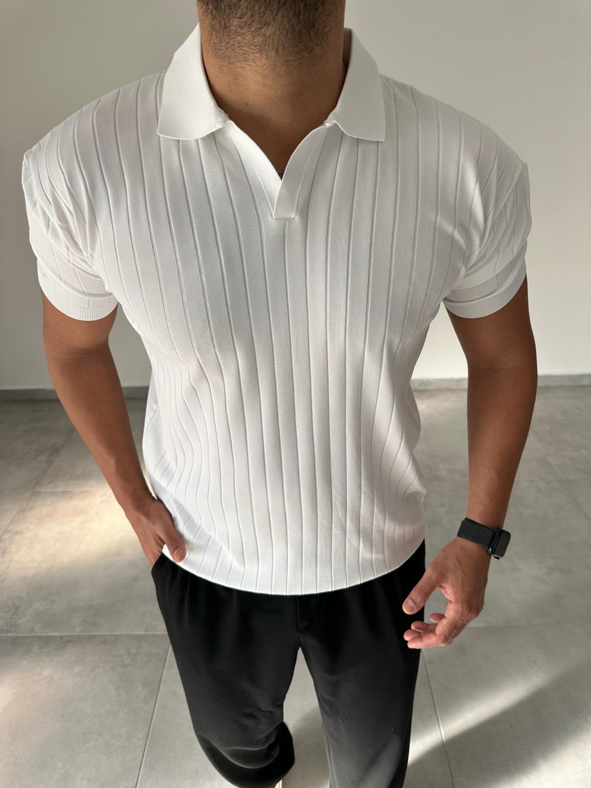 Beyaz Renk Şerit Detaylı Polo Yaka T-Shirt