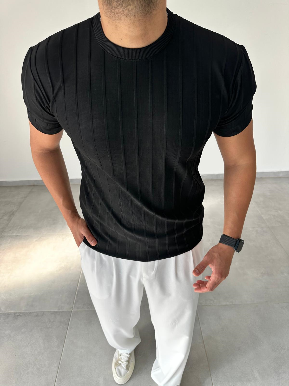 Şerit Detaylı Siyah Renk Basic T-Shirt