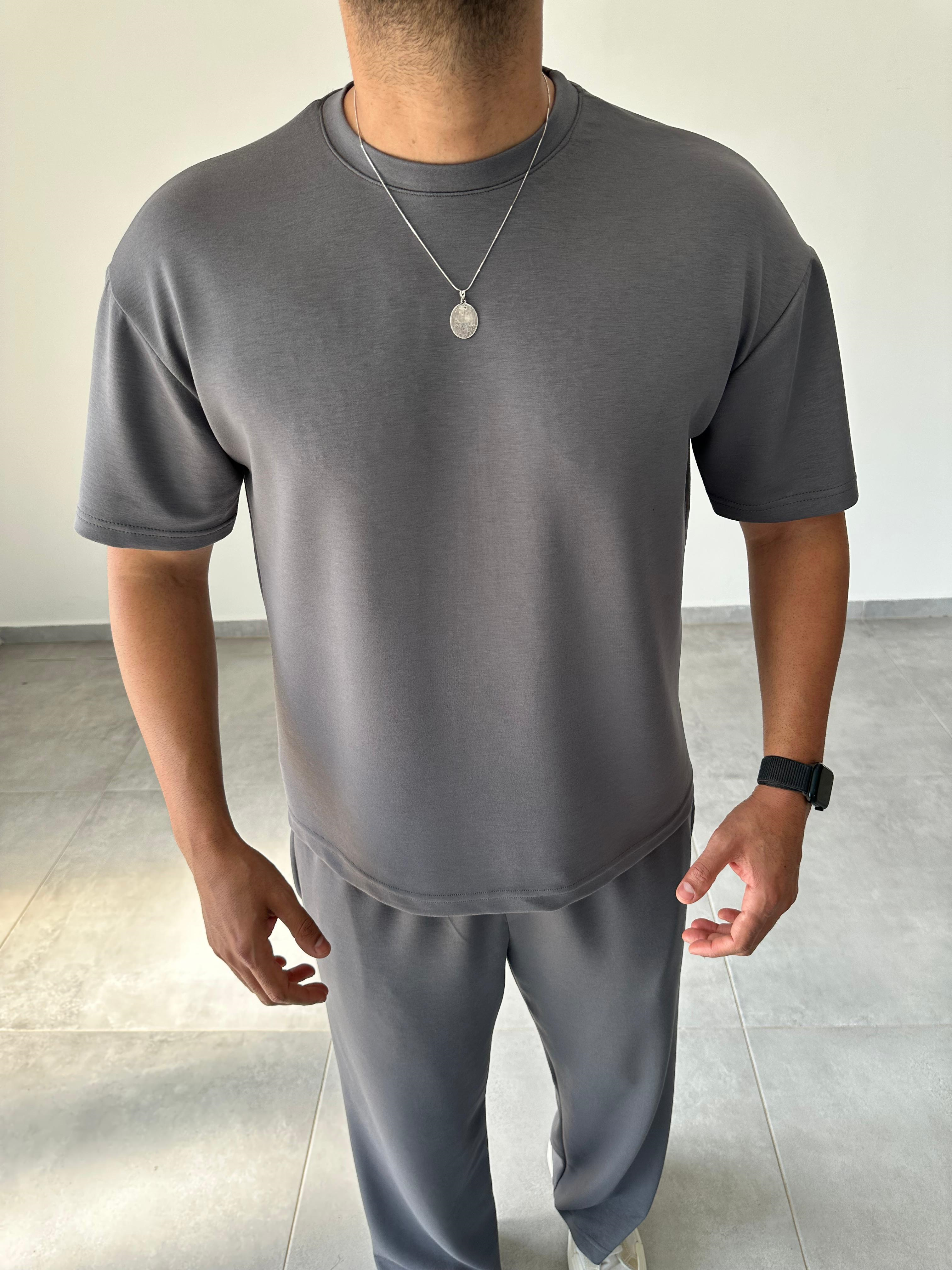 Modal Kumaş Antrasit Renk Rahat Kesim T-Shirt
