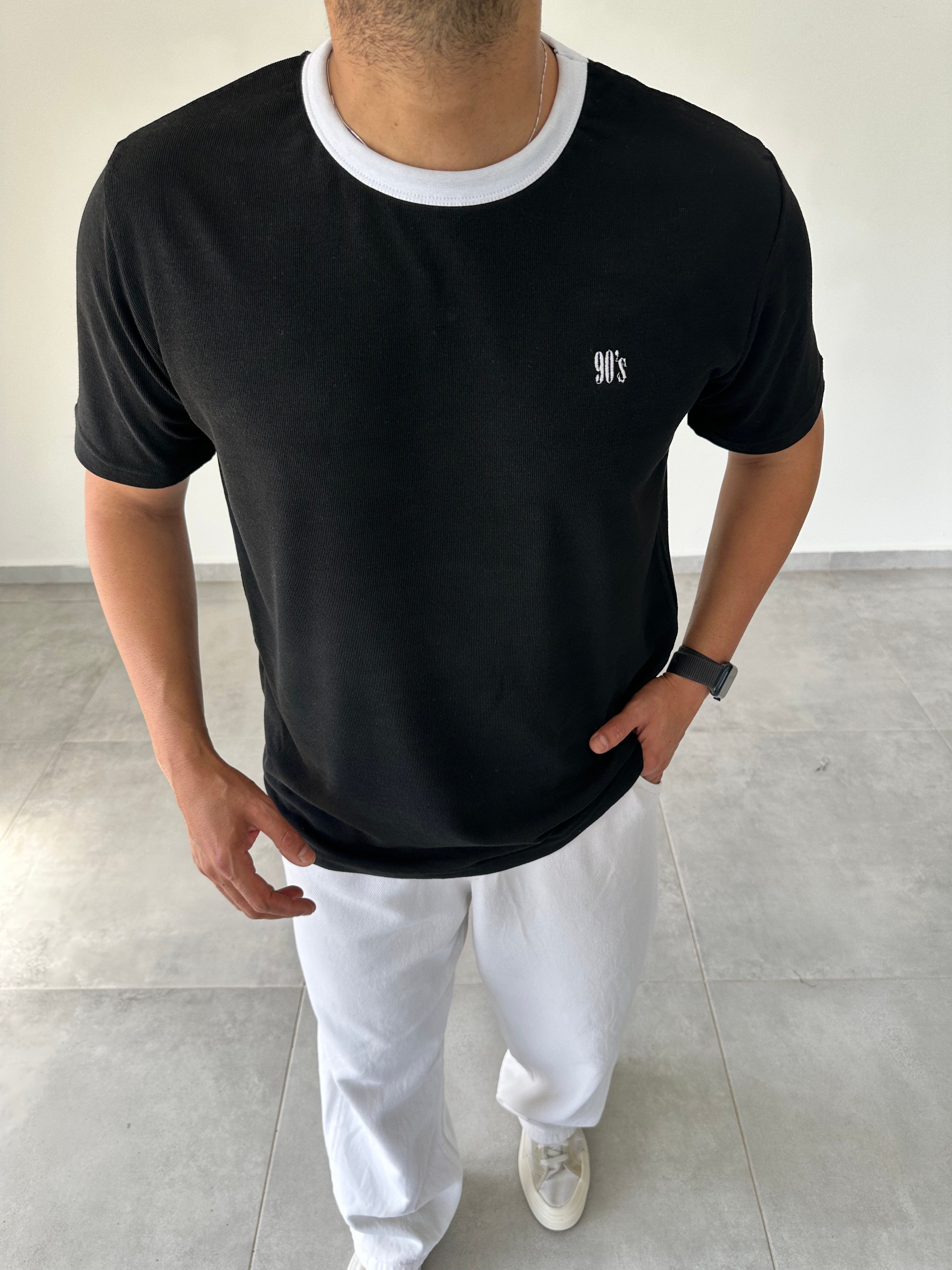 90s Nakış Detaylı Siyah Renk Retro T-Shirt