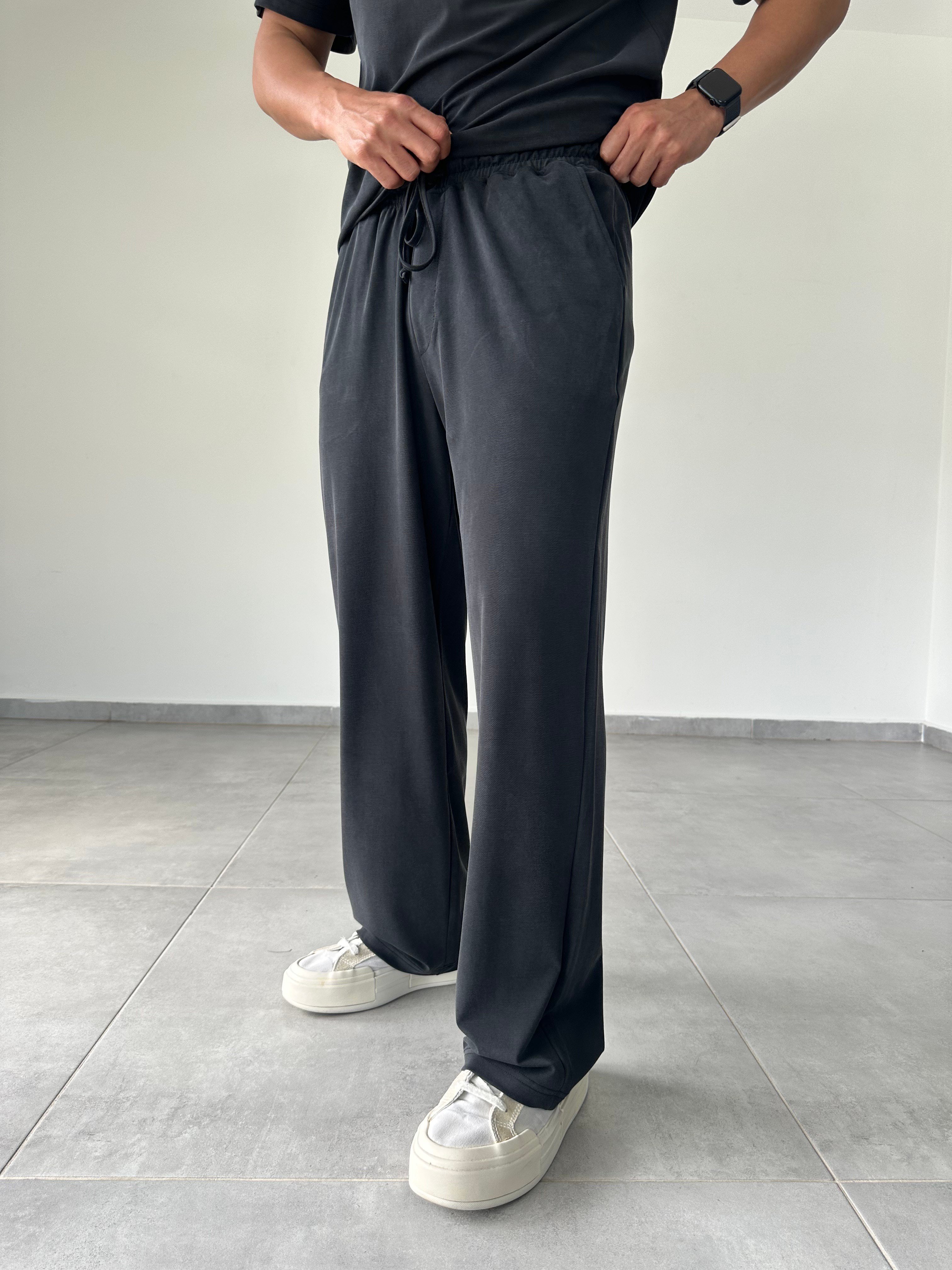 Siyah Renk  Rahat Kesim Kupra Kumaş Baggy Pantolon