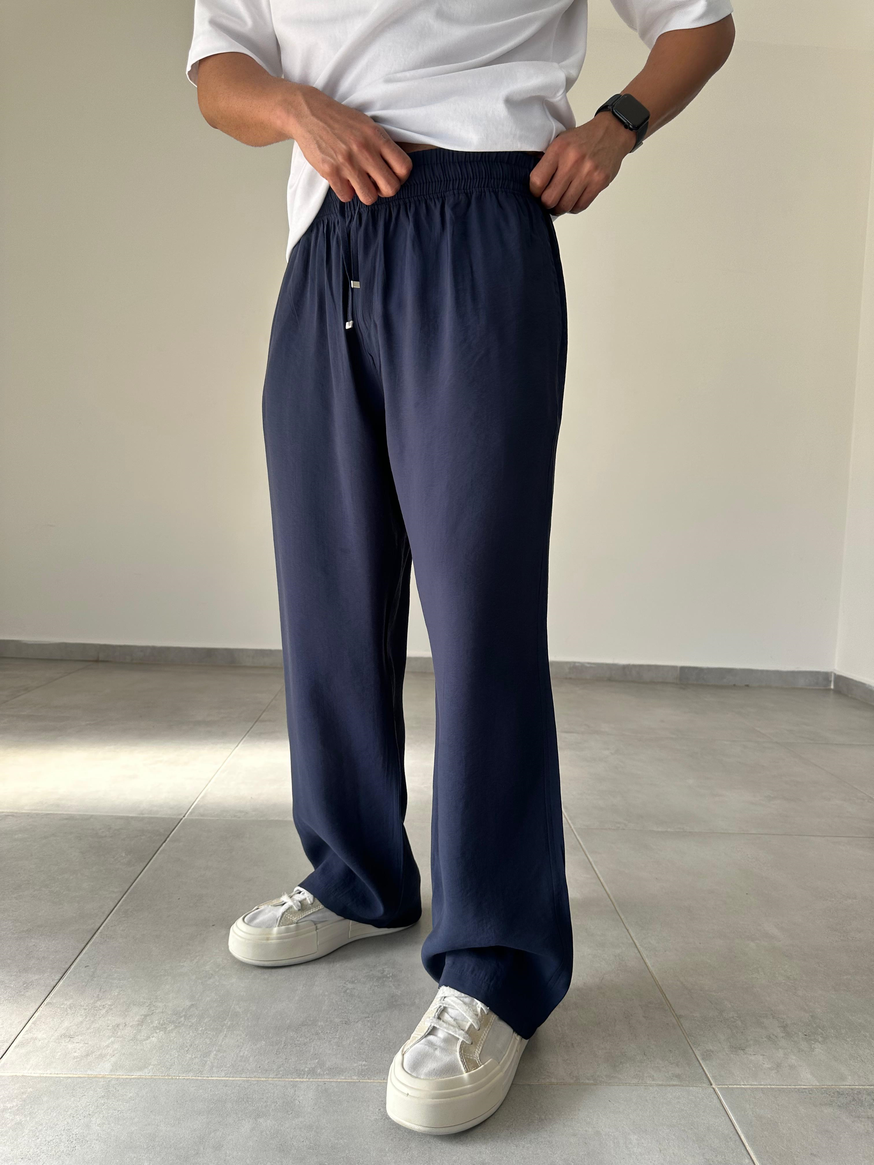 Tensel Kumaş Lacivert Renk Rahat Kesim İnce Baggy Pantolon