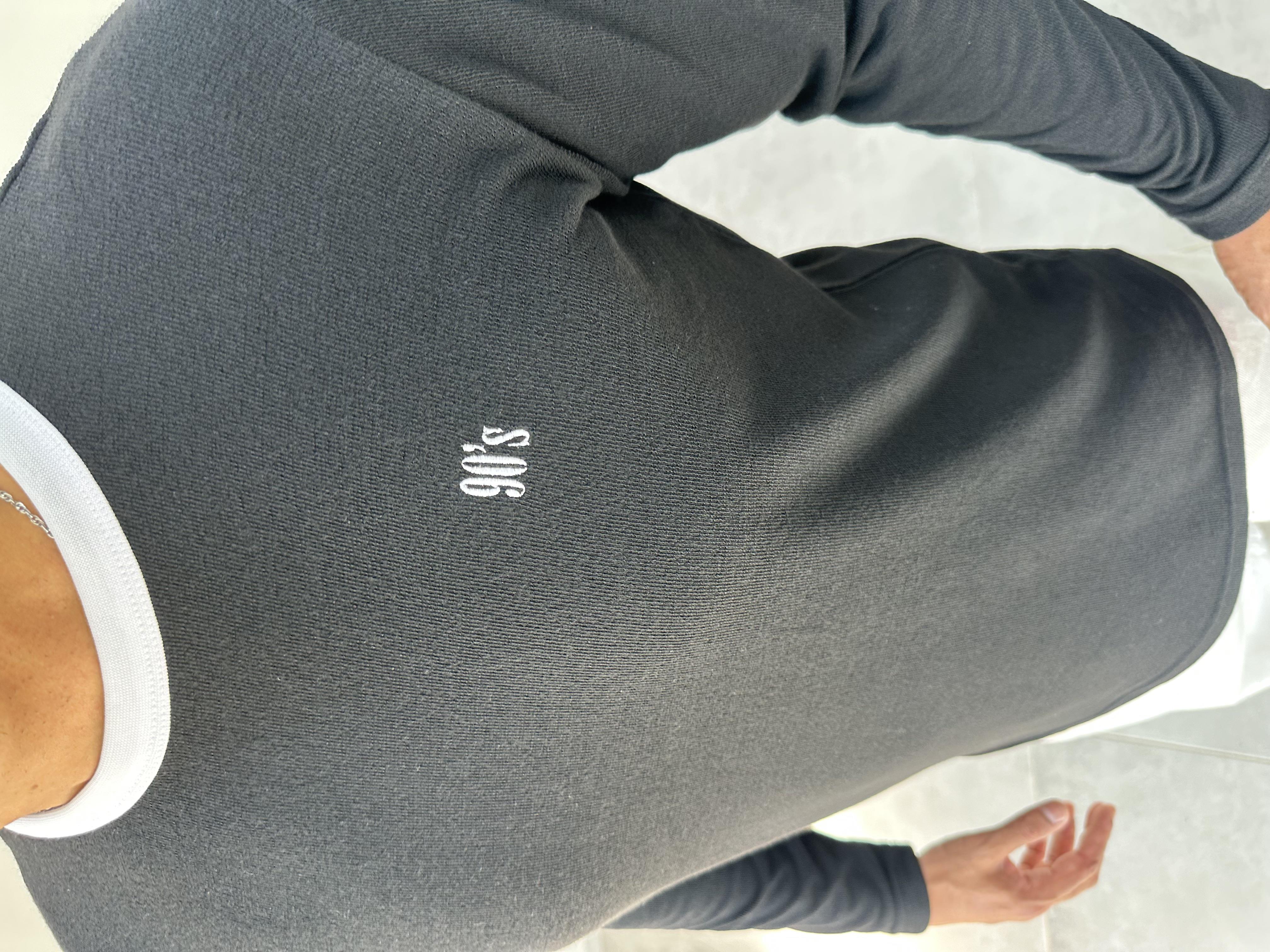 90s Nakış Detaylı Siyah Renk Retro Sweatshirt
