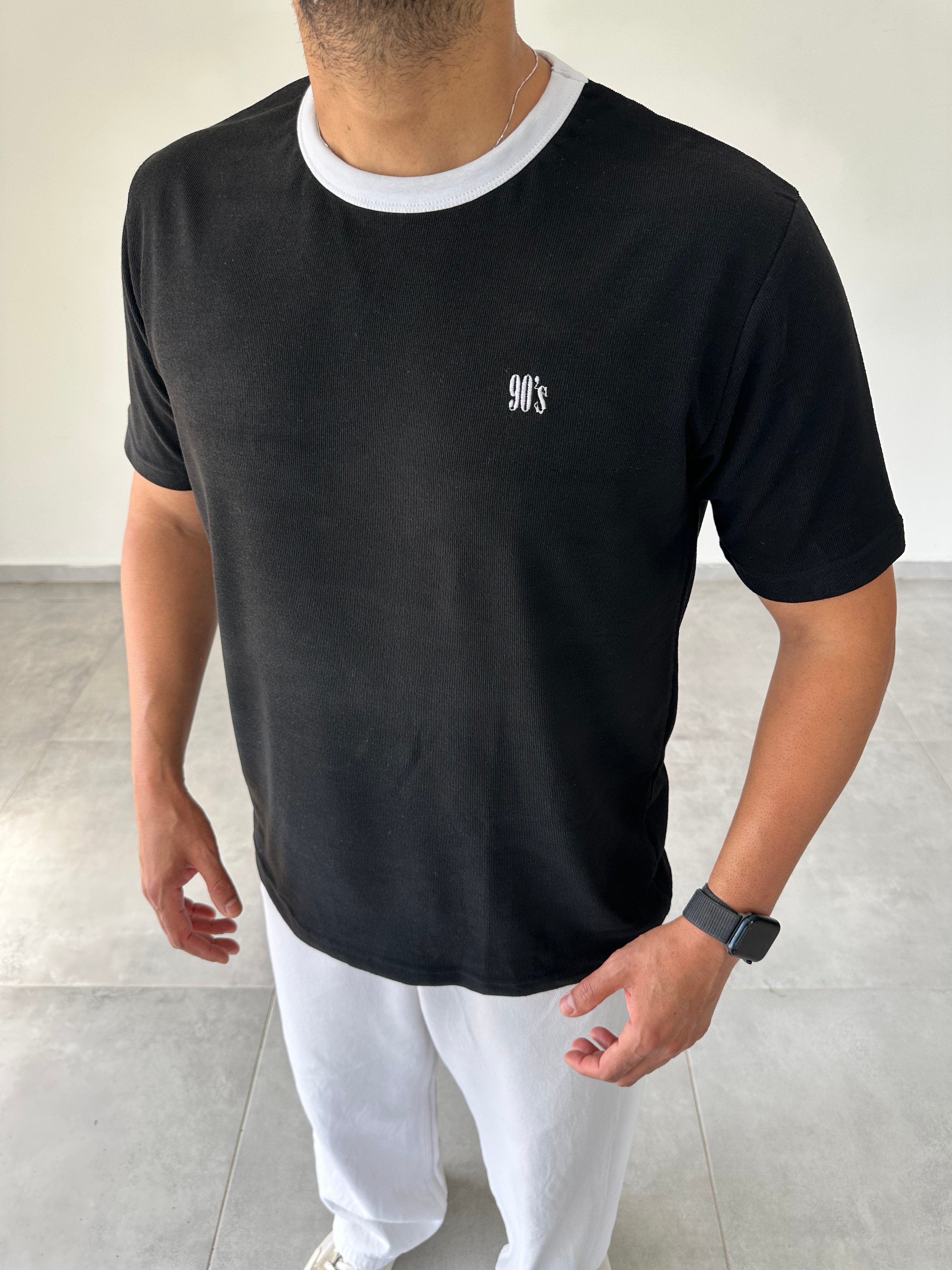 90s Nakış Detaylı Siyah Renk Retro T-Shirt