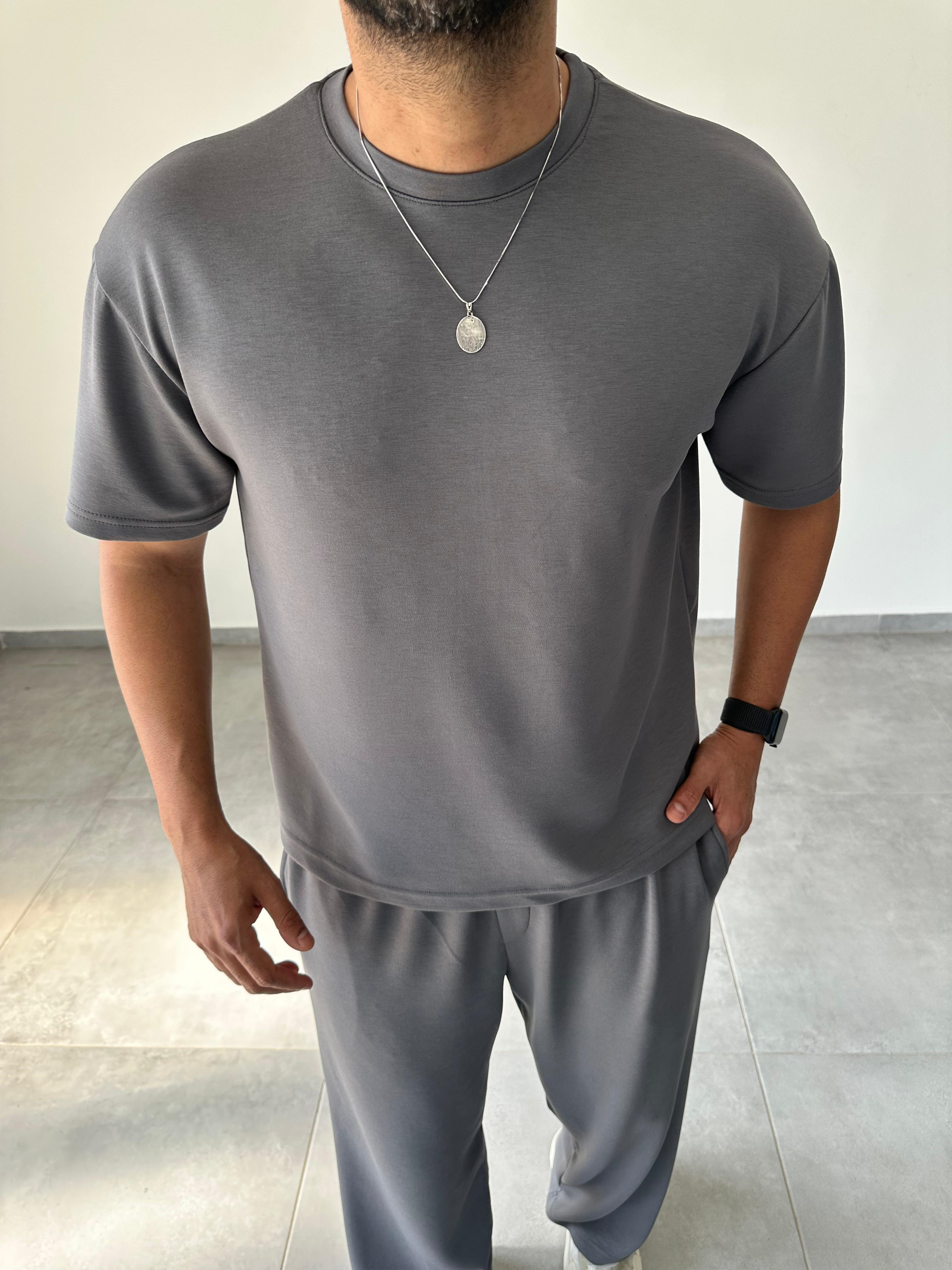 Modal Kumaş Antrasit Renk Rahat Kesim T-Shirt