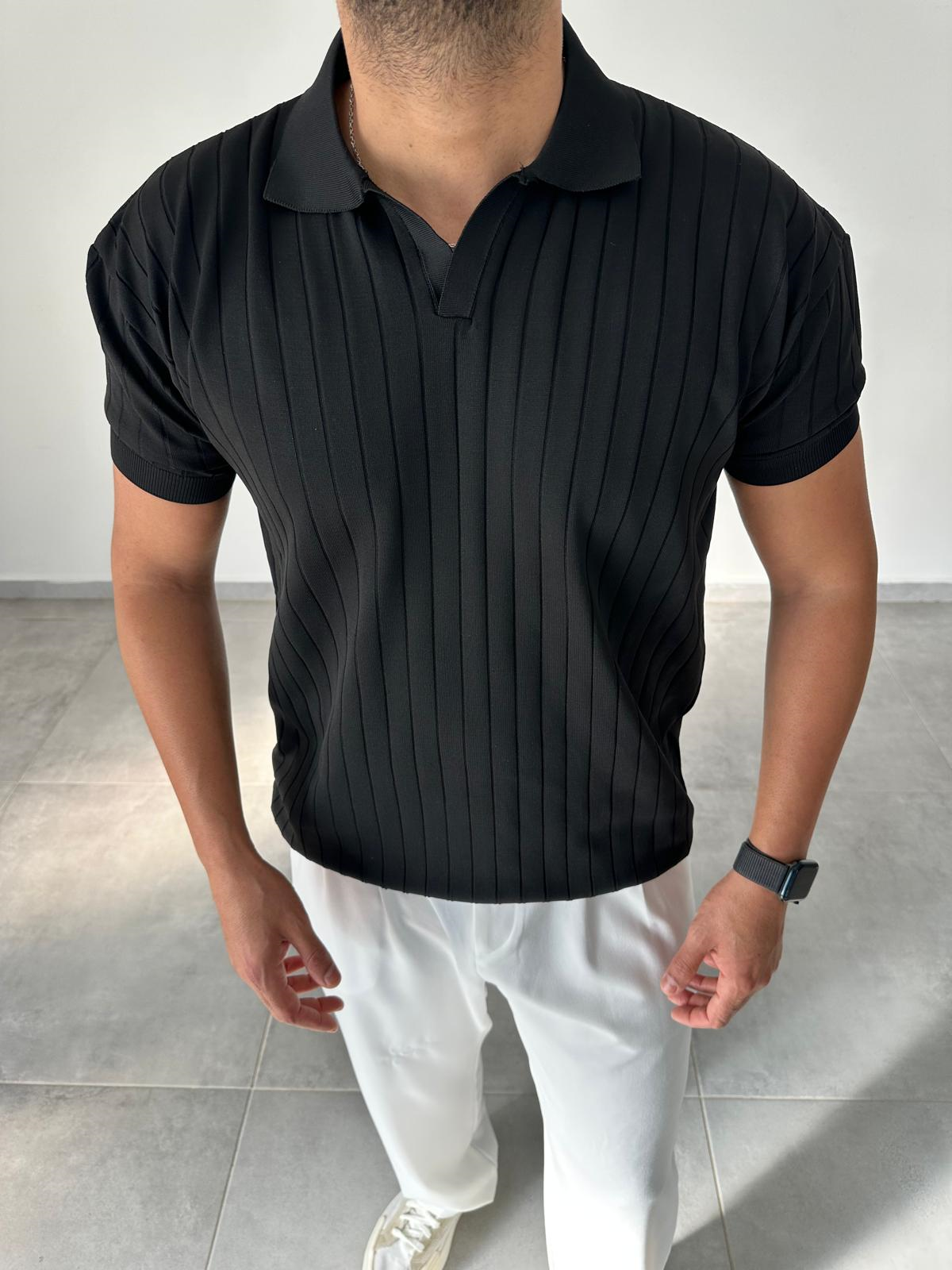 Siyah Renk Şerit Detaylı Polo Yaka T-Shirt