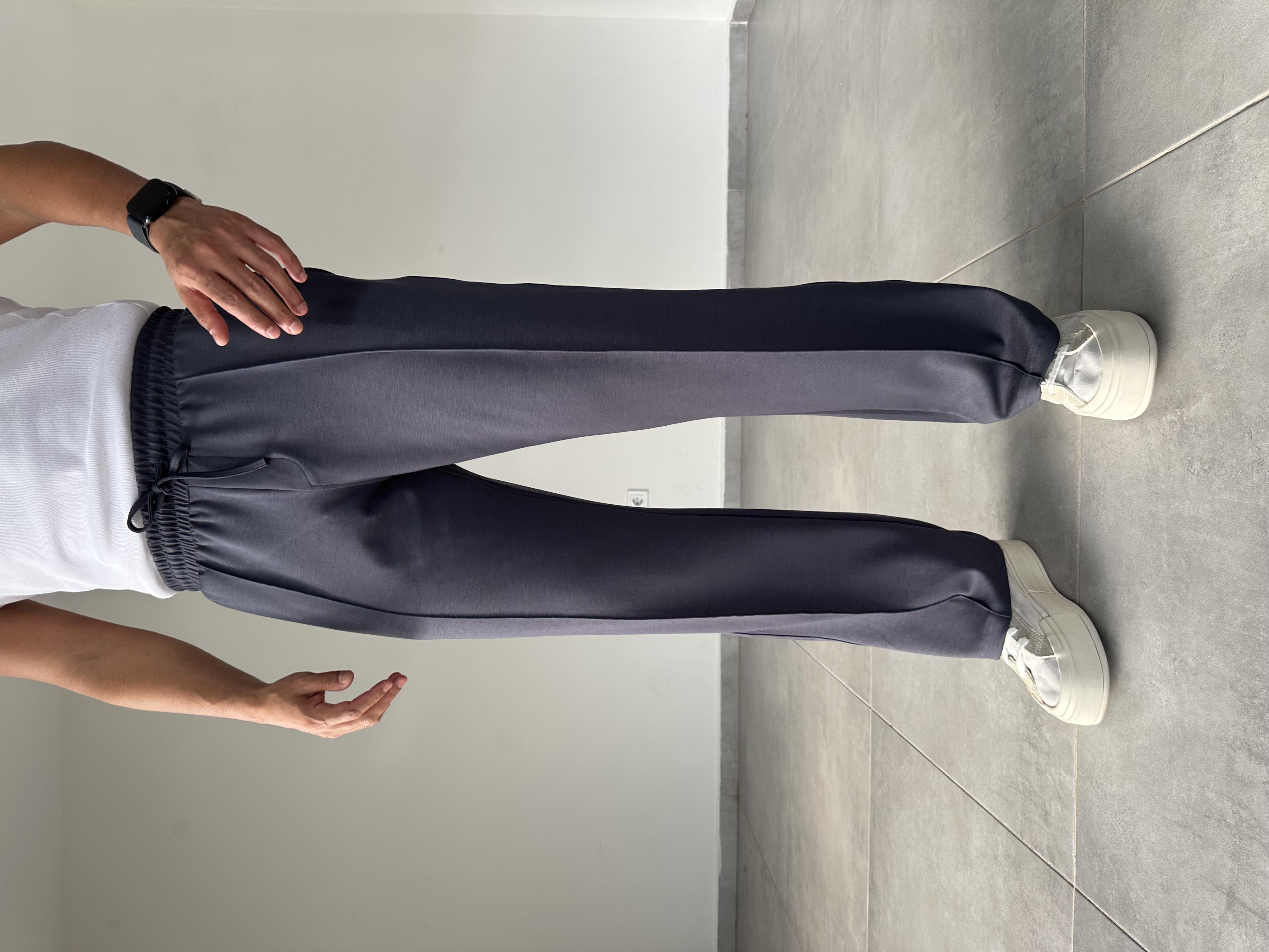 Antrasit Renk Modal Kumaş Ön Kısmı Çımalı Basic Baggy Pantolon