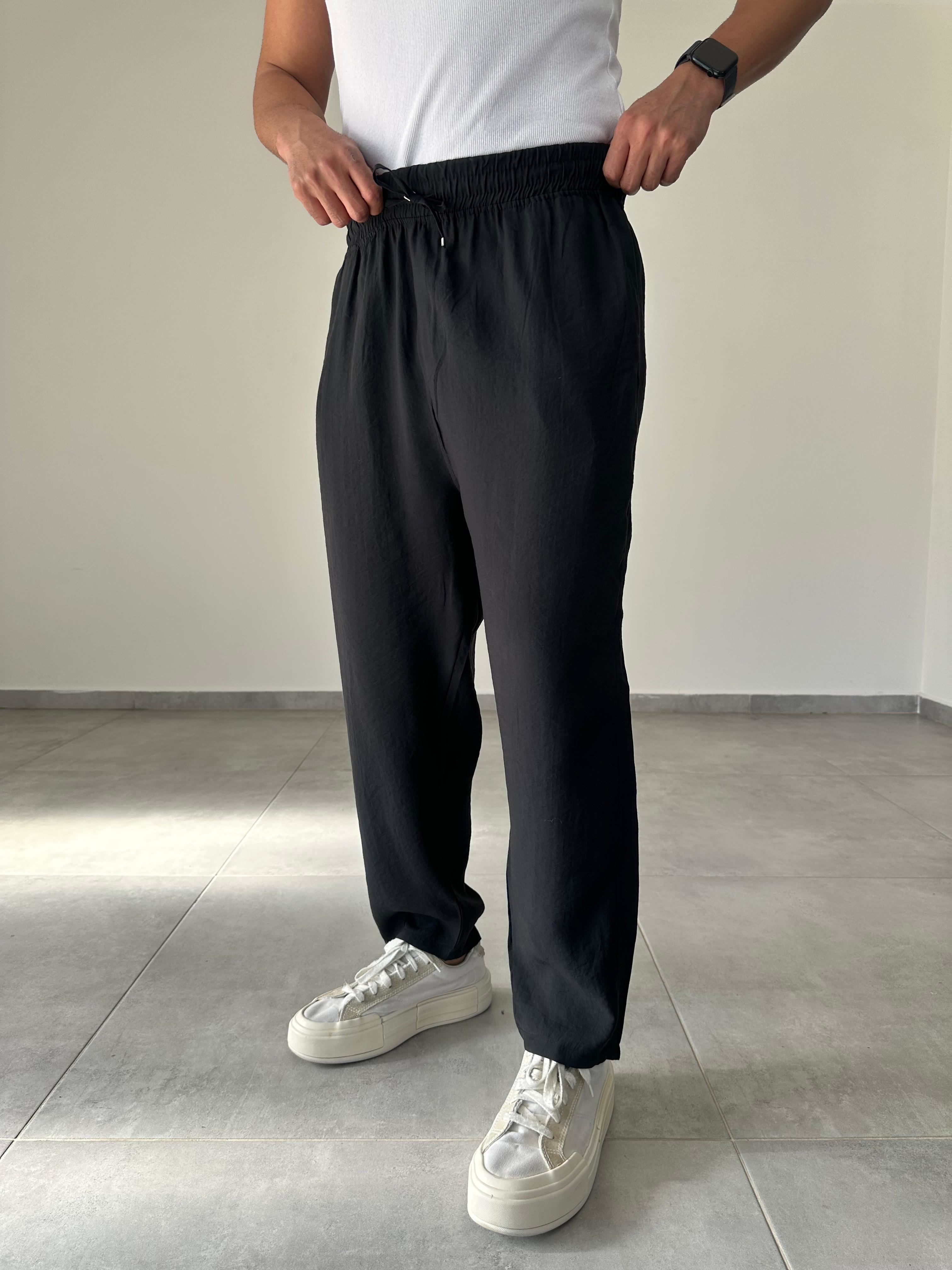 Tensel Kumaş Siyah Renk Boyfriend Rahat Kesim İnce Jogger