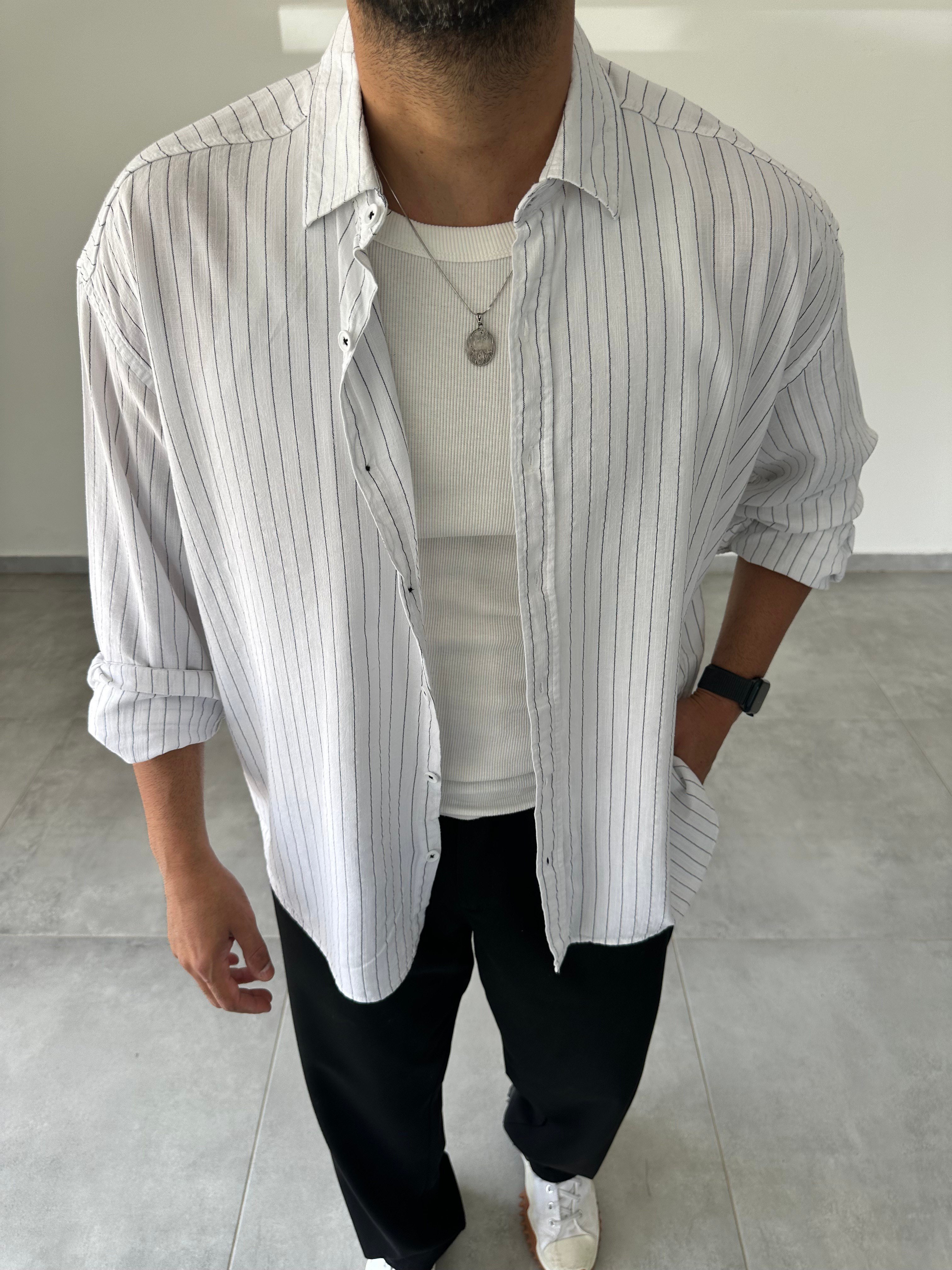Beyaz Renk Çizgili Oversize Keten Gömlek