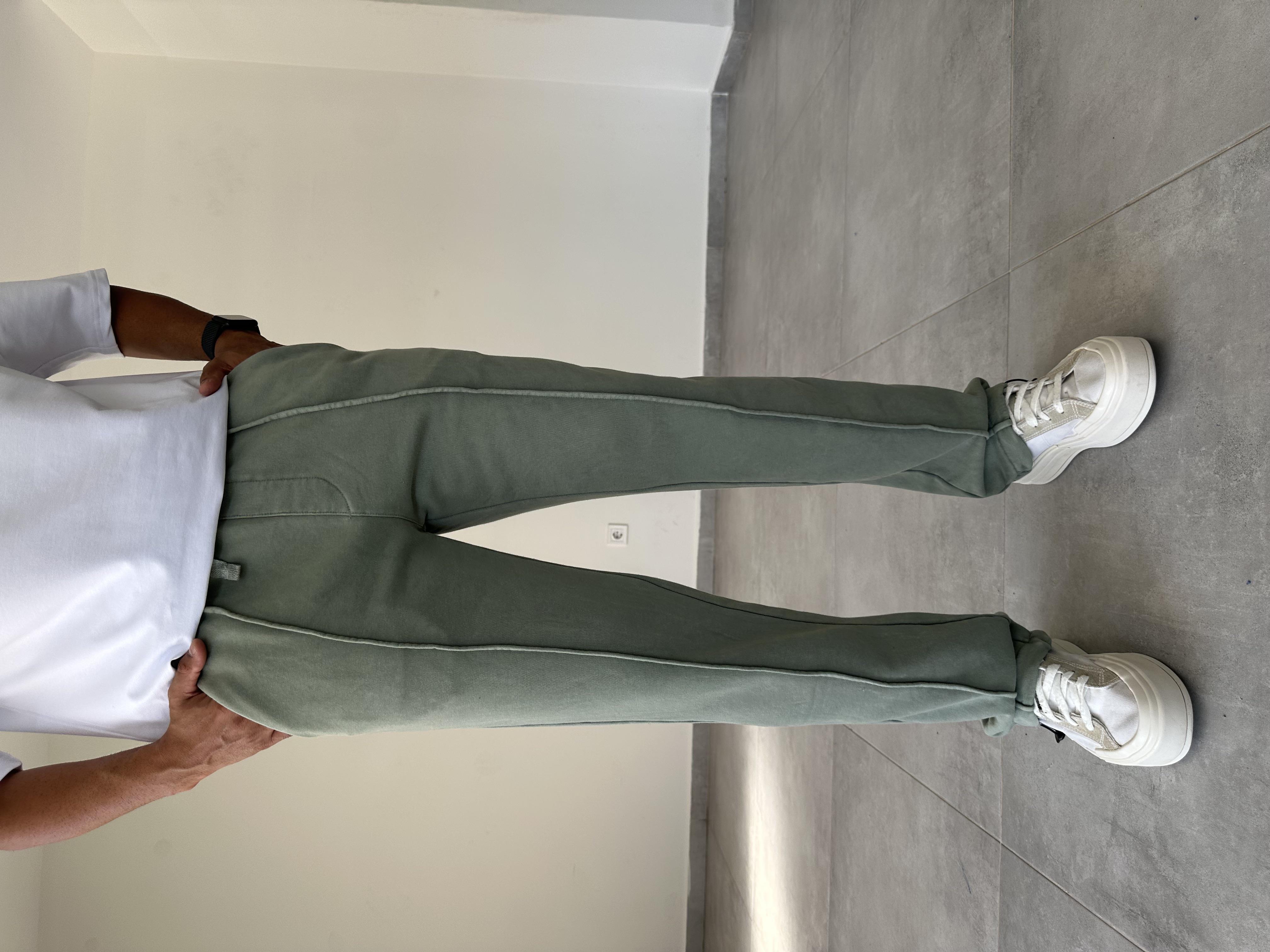 Ön Kısmı Çıma Detaylı Yeşil Renk Yıkamalı Kumaş Paça Kısmı Stoperli Baggy Eşofman