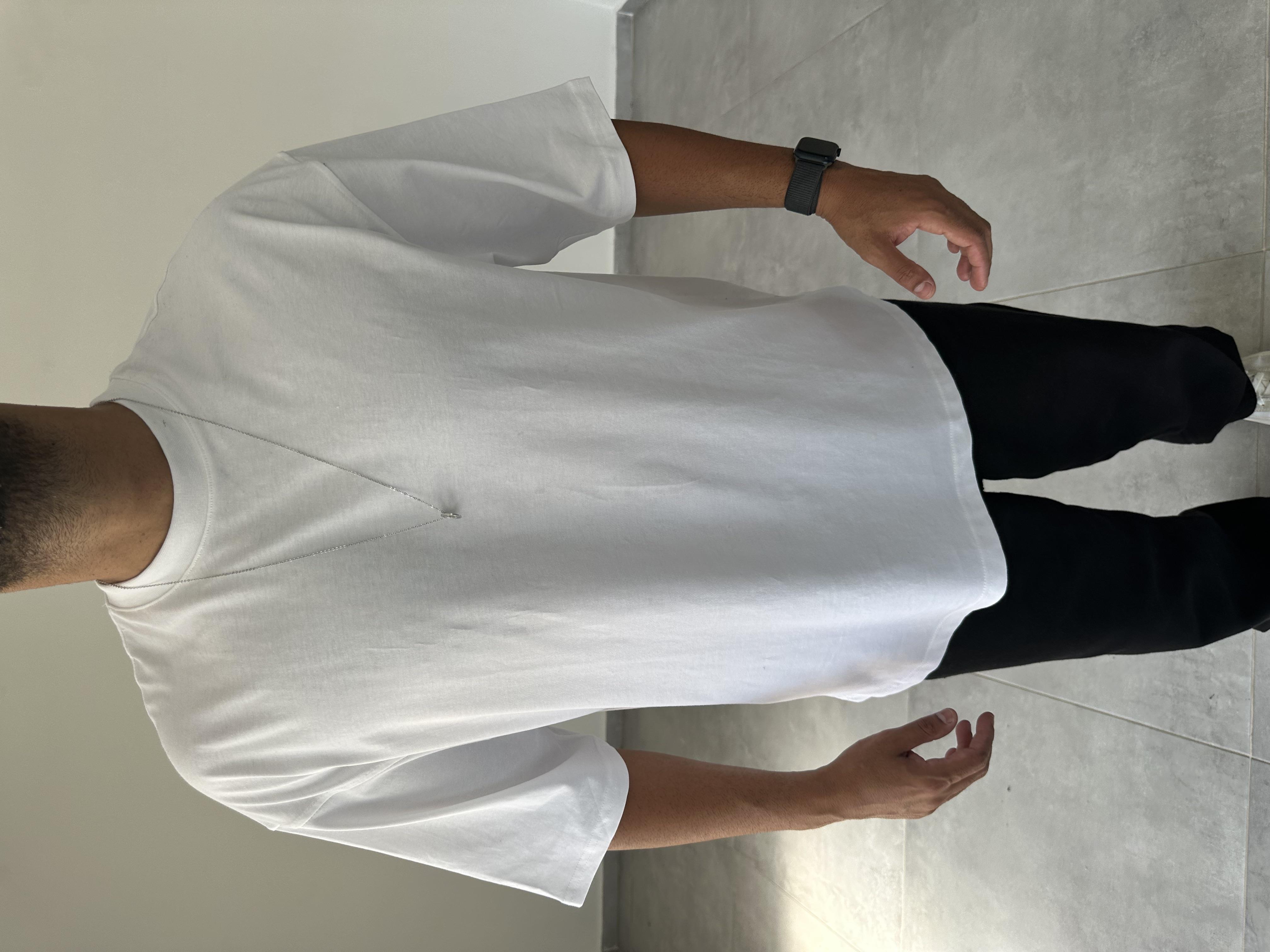 Beyaz Renk Yıkamalı Oversize T-Shirt