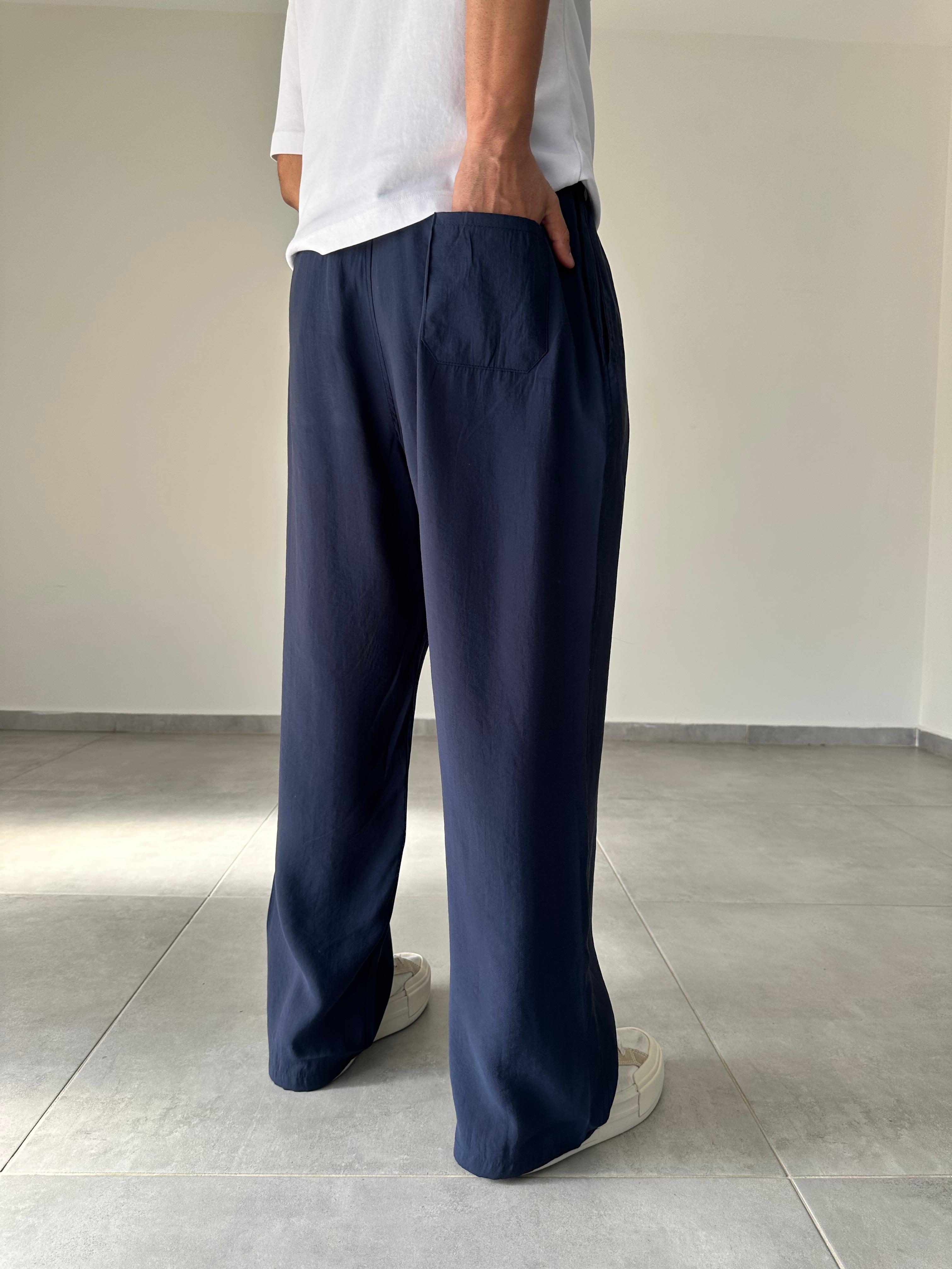 Tensel Kumaş Lacivert Renk Rahat Kesim İnce Baggy Pantolon