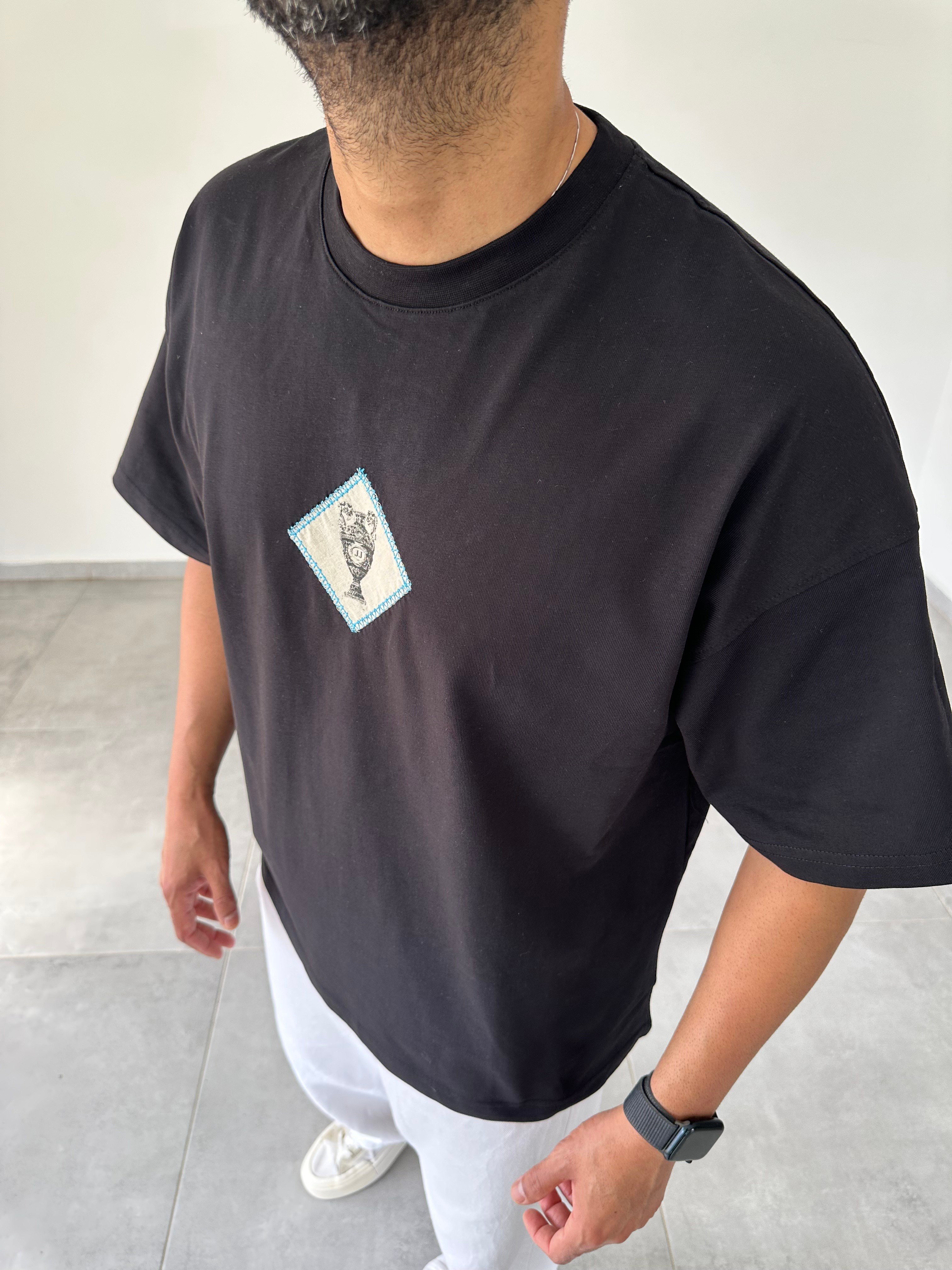 Siyah Renk Rather Be Here Nakış Ve Pantch Detaylı Oversize T-Shirt