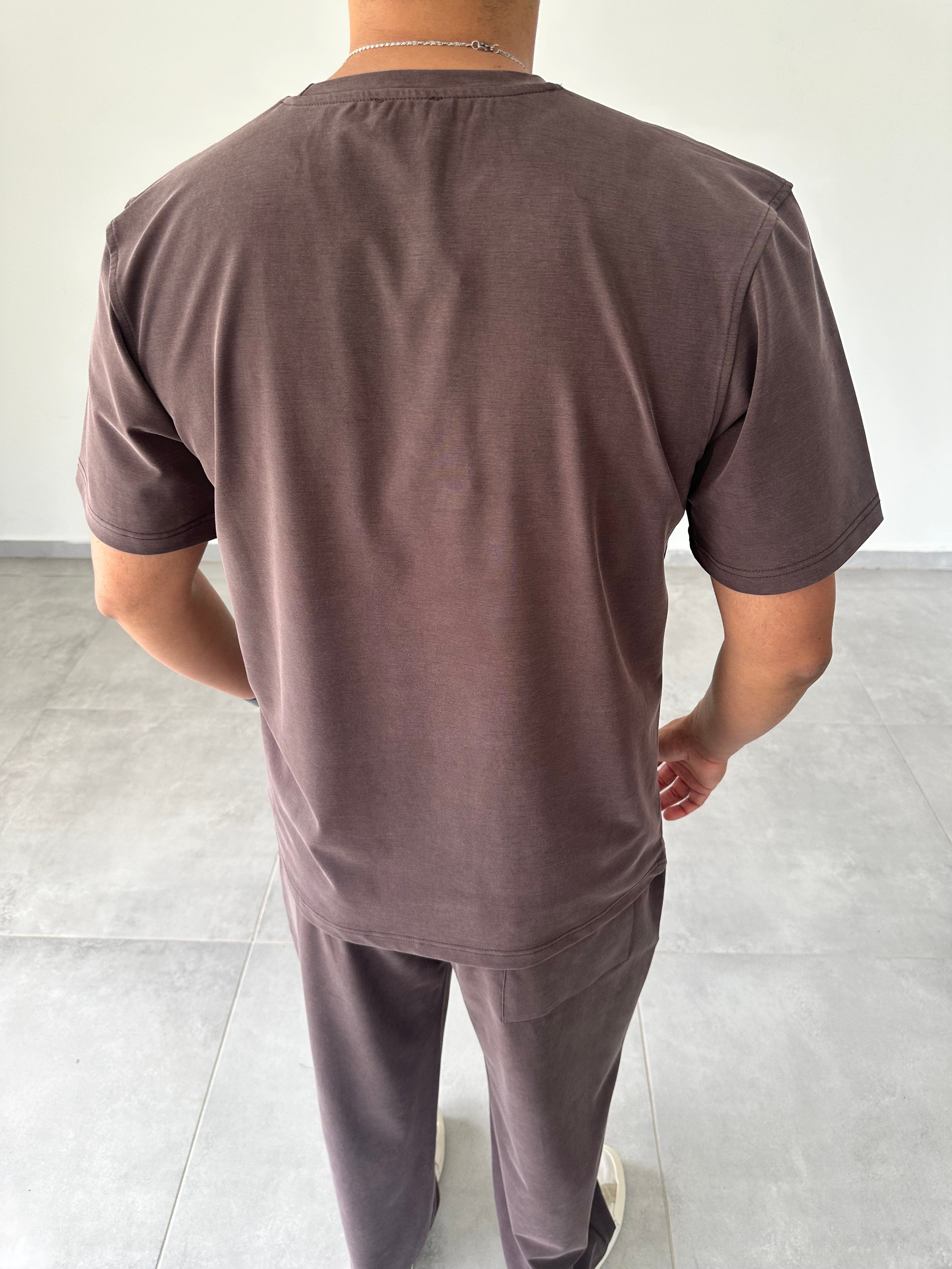 Kahve Renk  Rahat Kesim Kupra Kumaş T-Shirt
