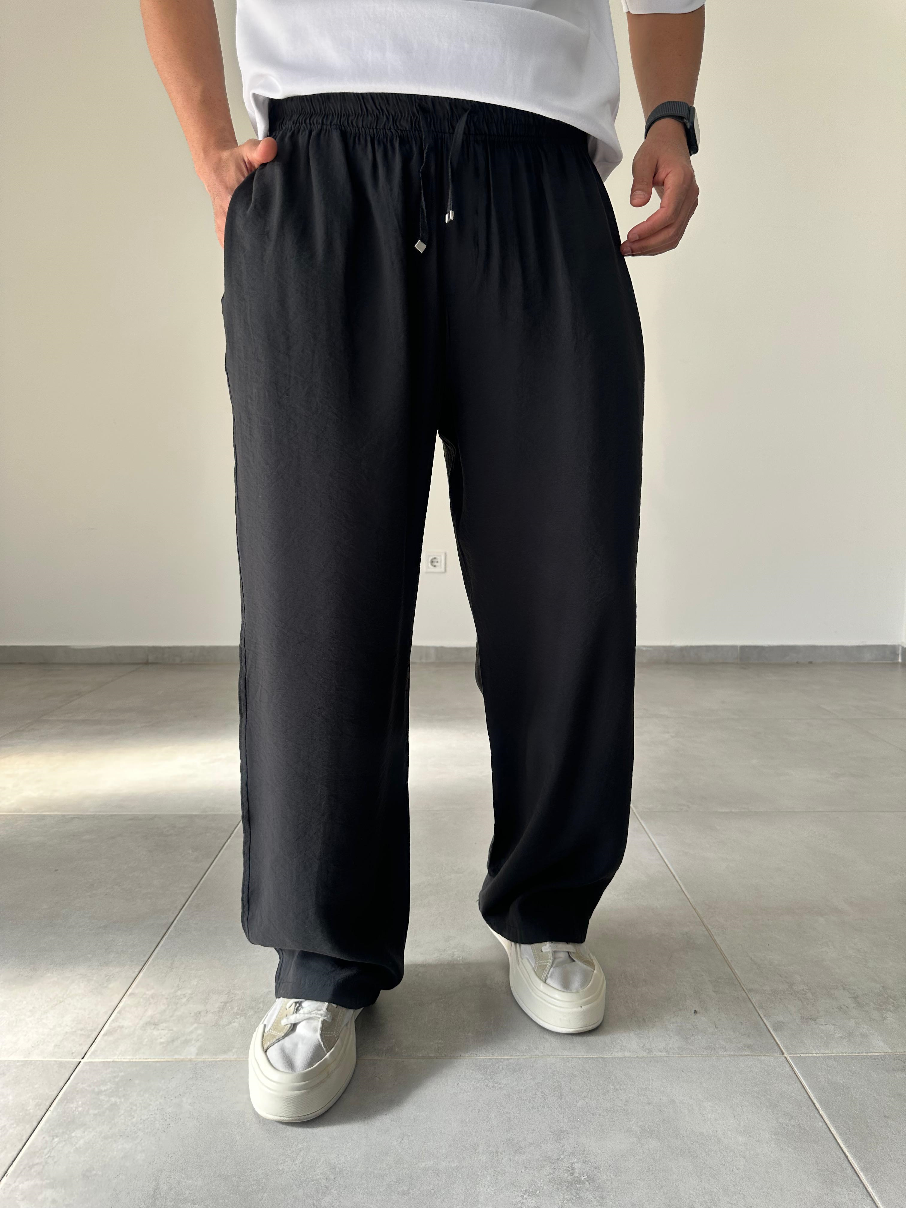 Tensel Kumaş Siyah Renk Rahat Kesim İnce Baggy Pantolon