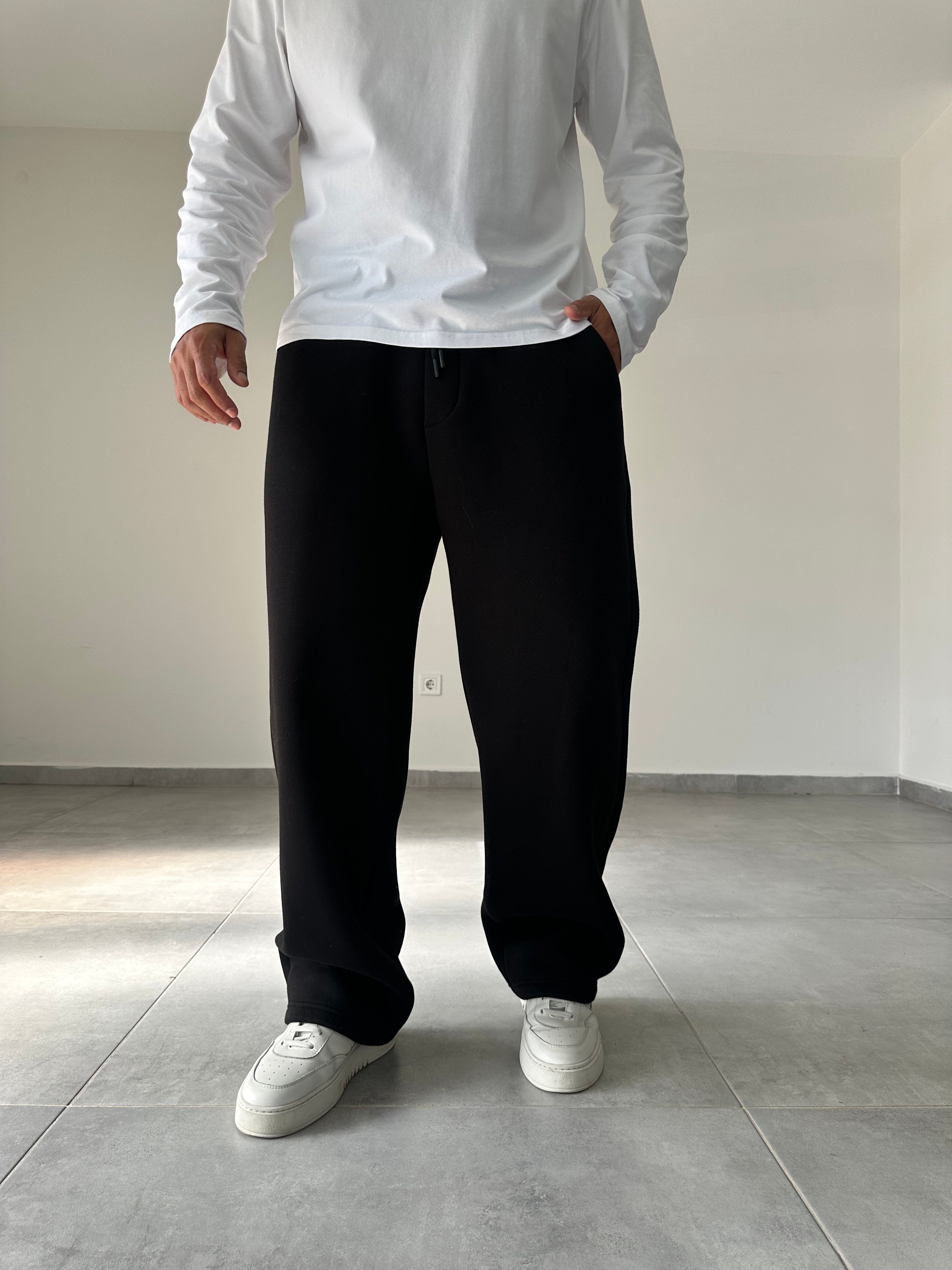 Siyah Renk Rahat Kesim Basic Baggy Eşofman