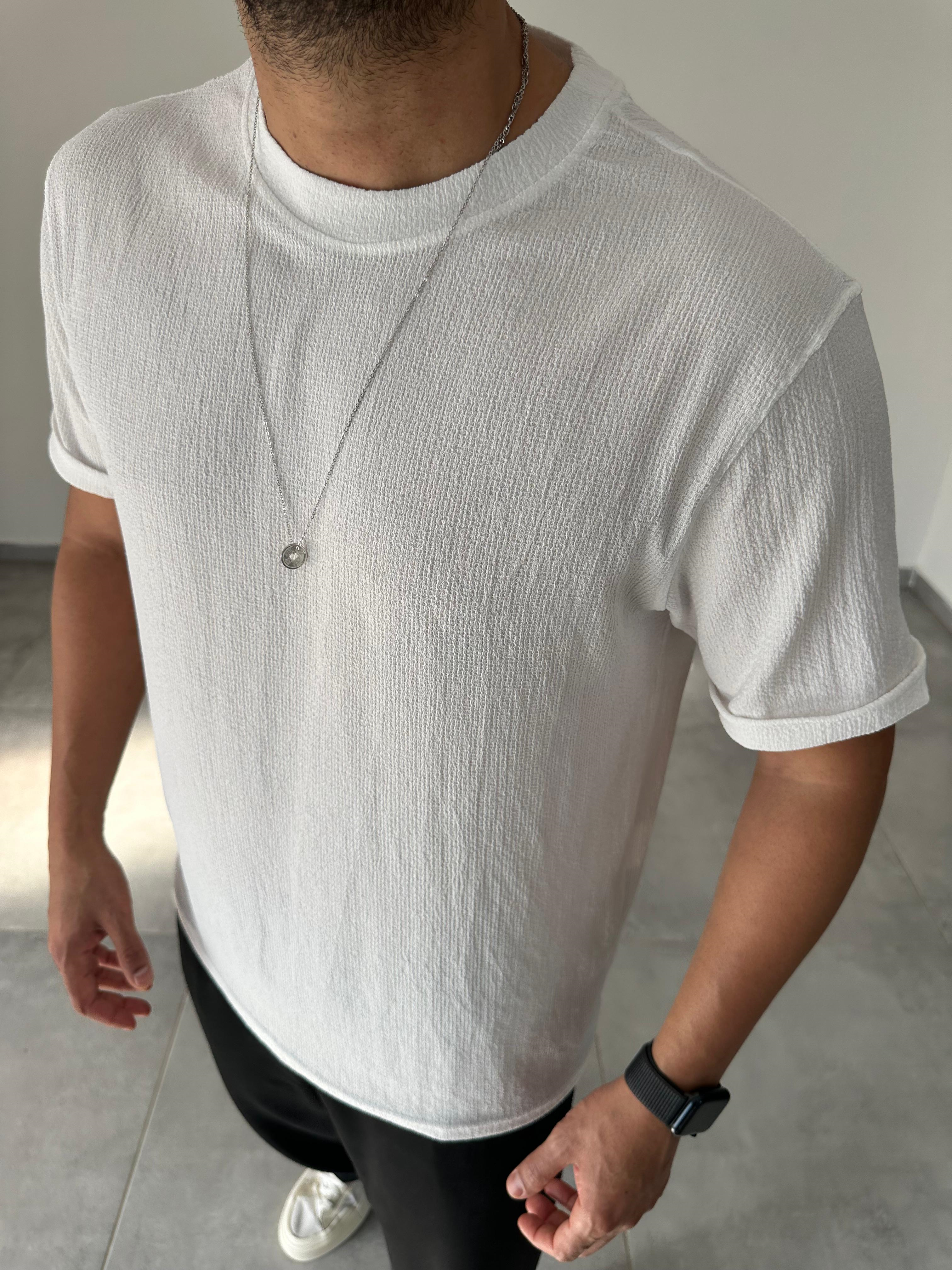 Beyaz Renk  Rahat Kesim Basic Örme T-Shirt